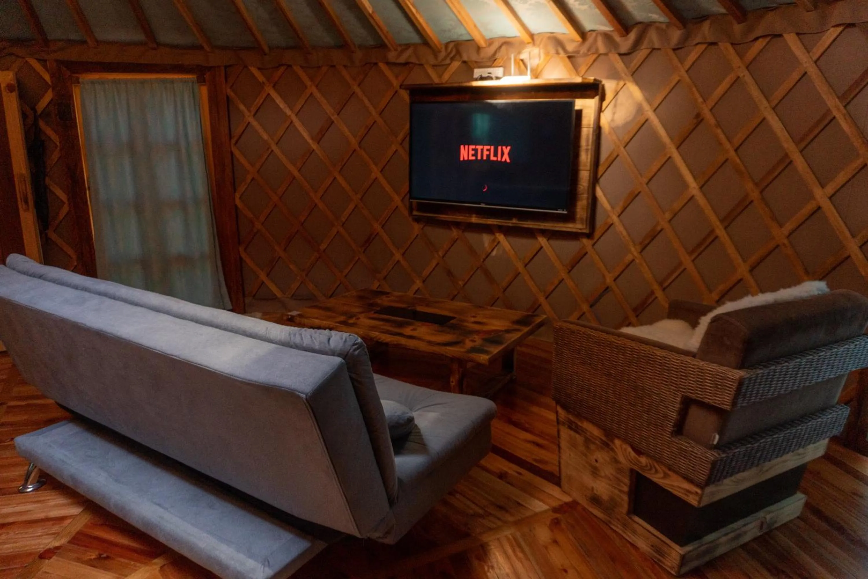 TV and multimedia in Glamping montain experience