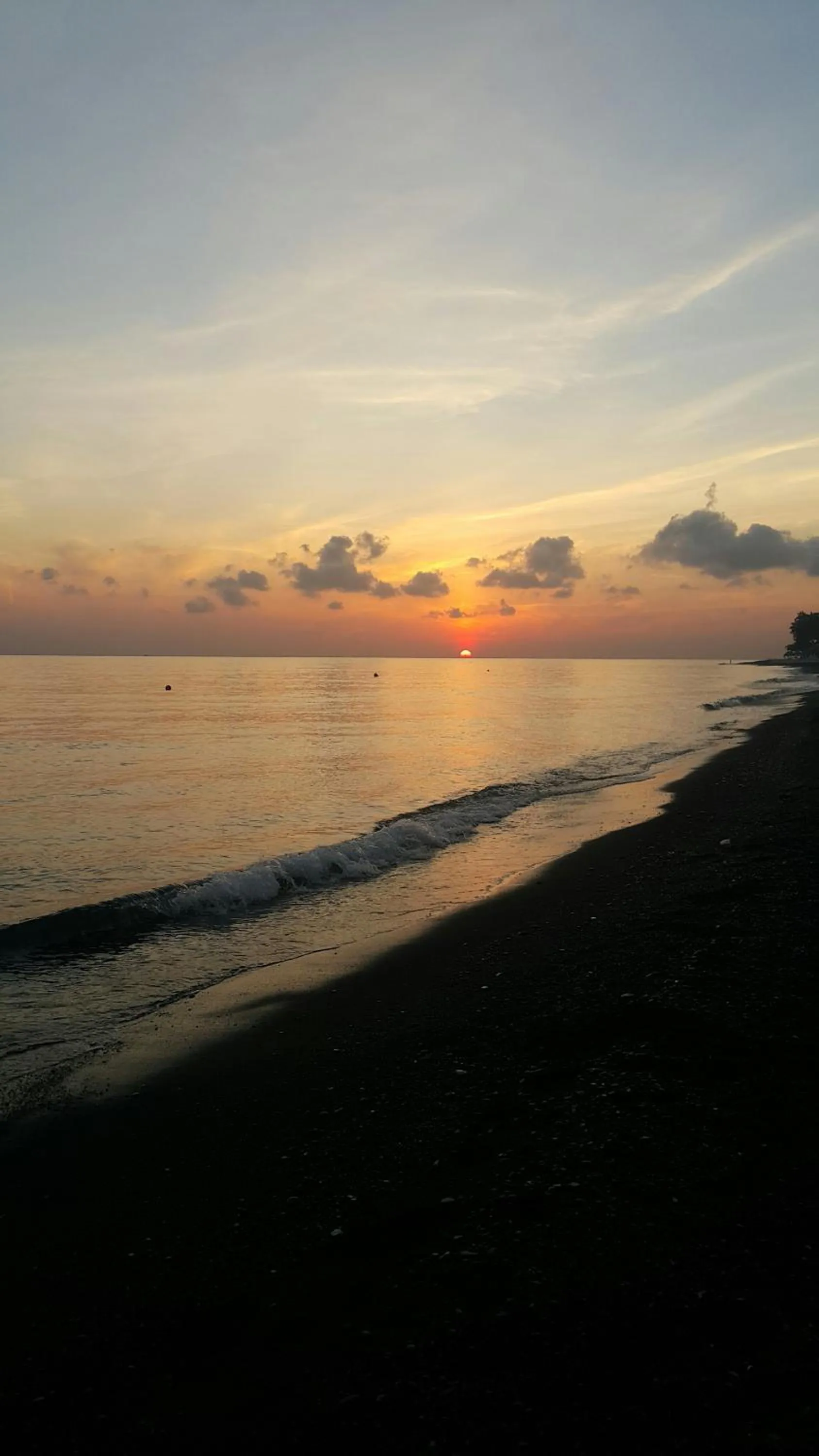 Solaluna Beach Homestay