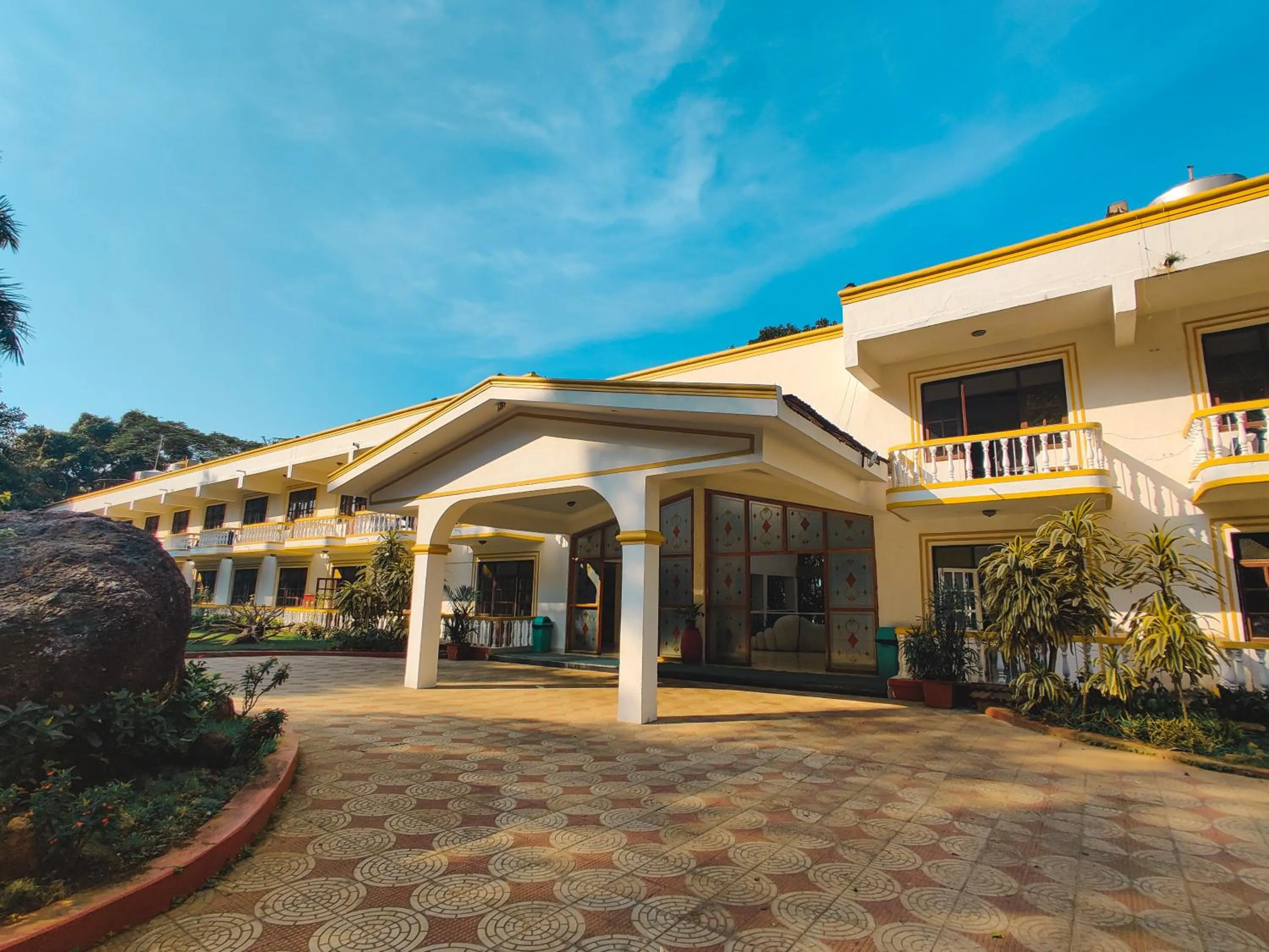 Facade/entrance in Bambolim Beach Resort