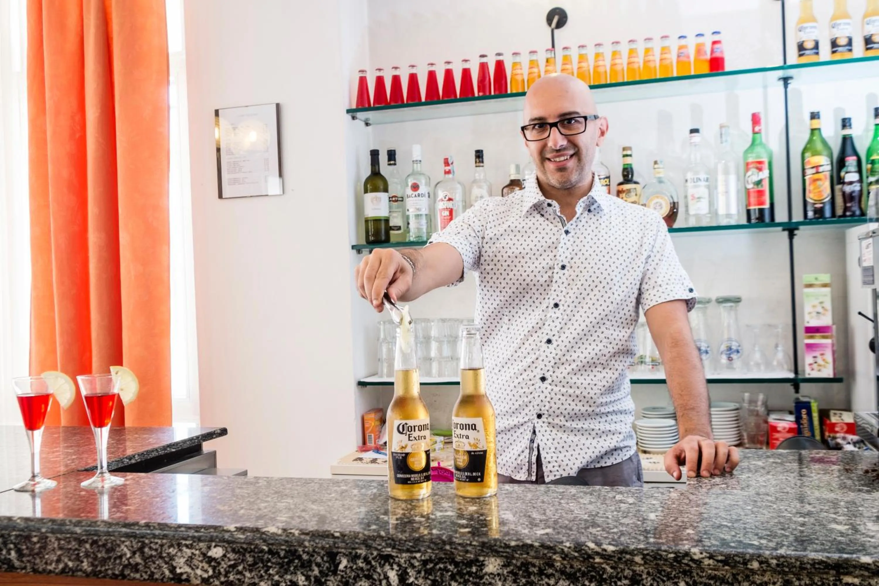 Lounge or bar in Hotel Belmar