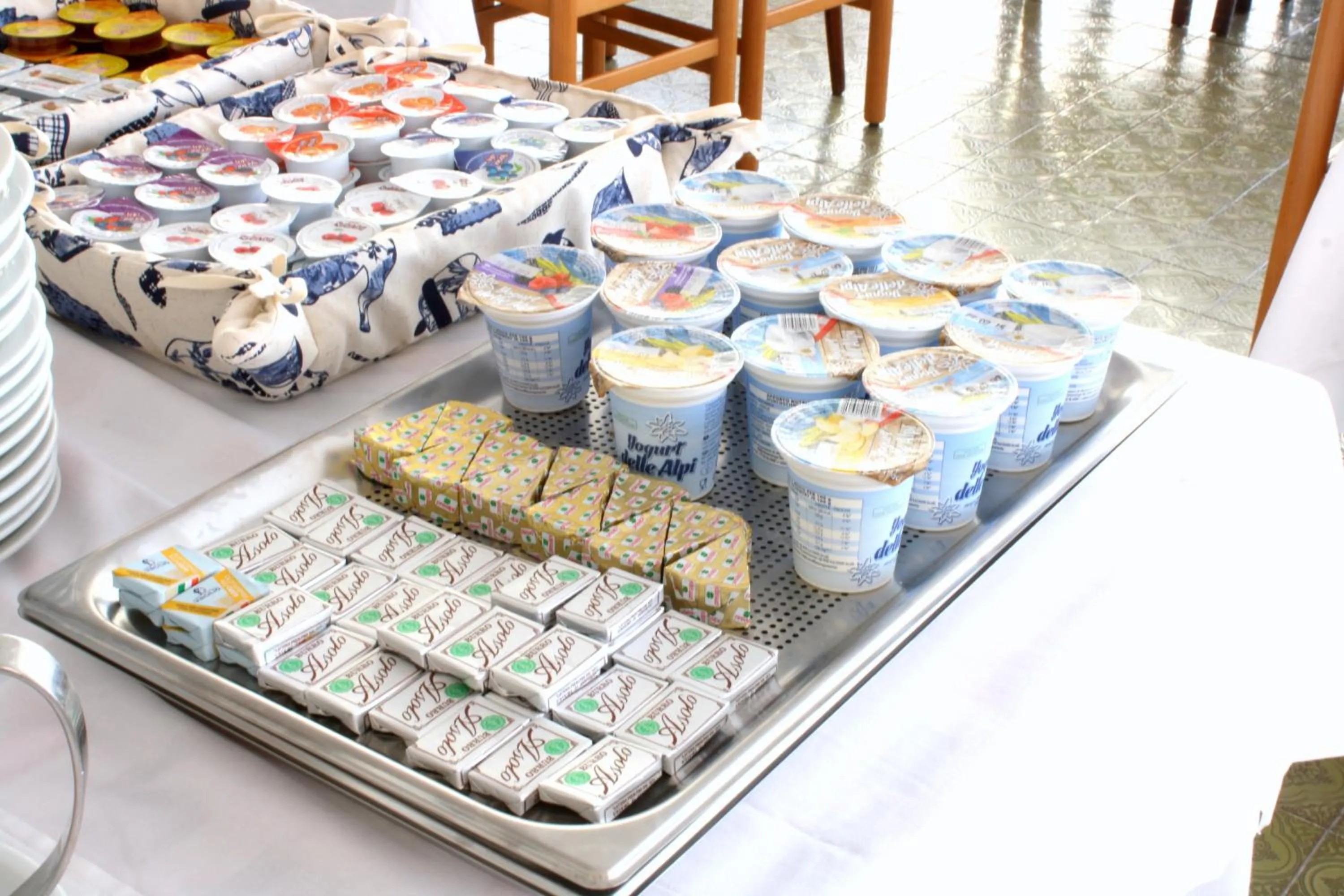 Buffet breakfast in Hotel Belmar