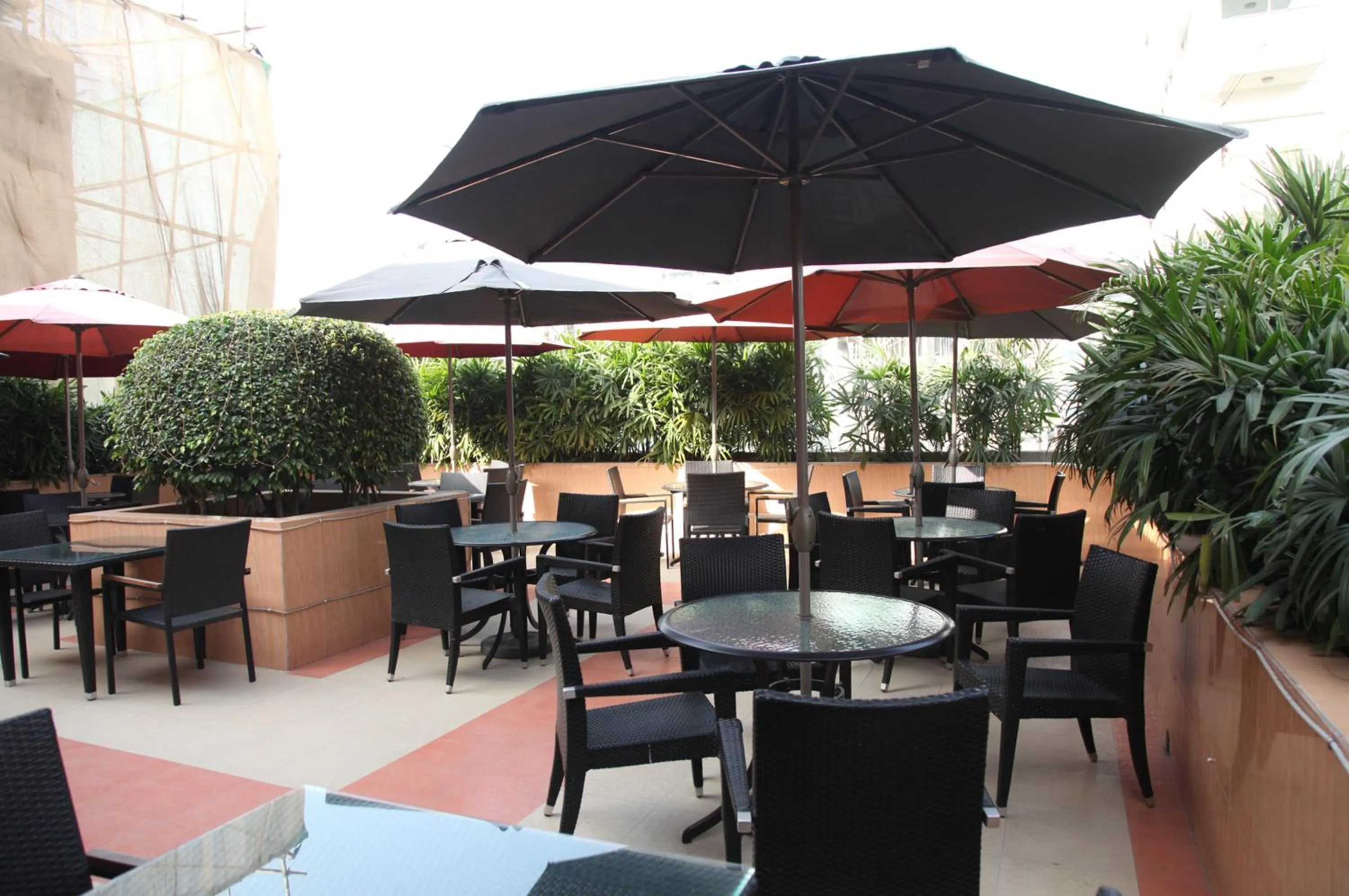 Restaurant/places to eat in Imperial Swiss Garden Dhaka