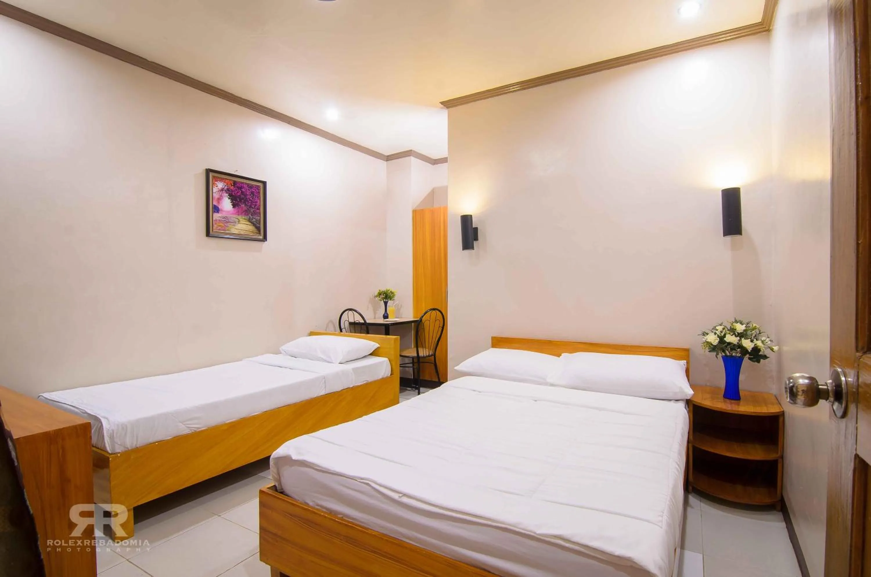 Photo of the whole room, Bed in Diamond Hotel And Resto