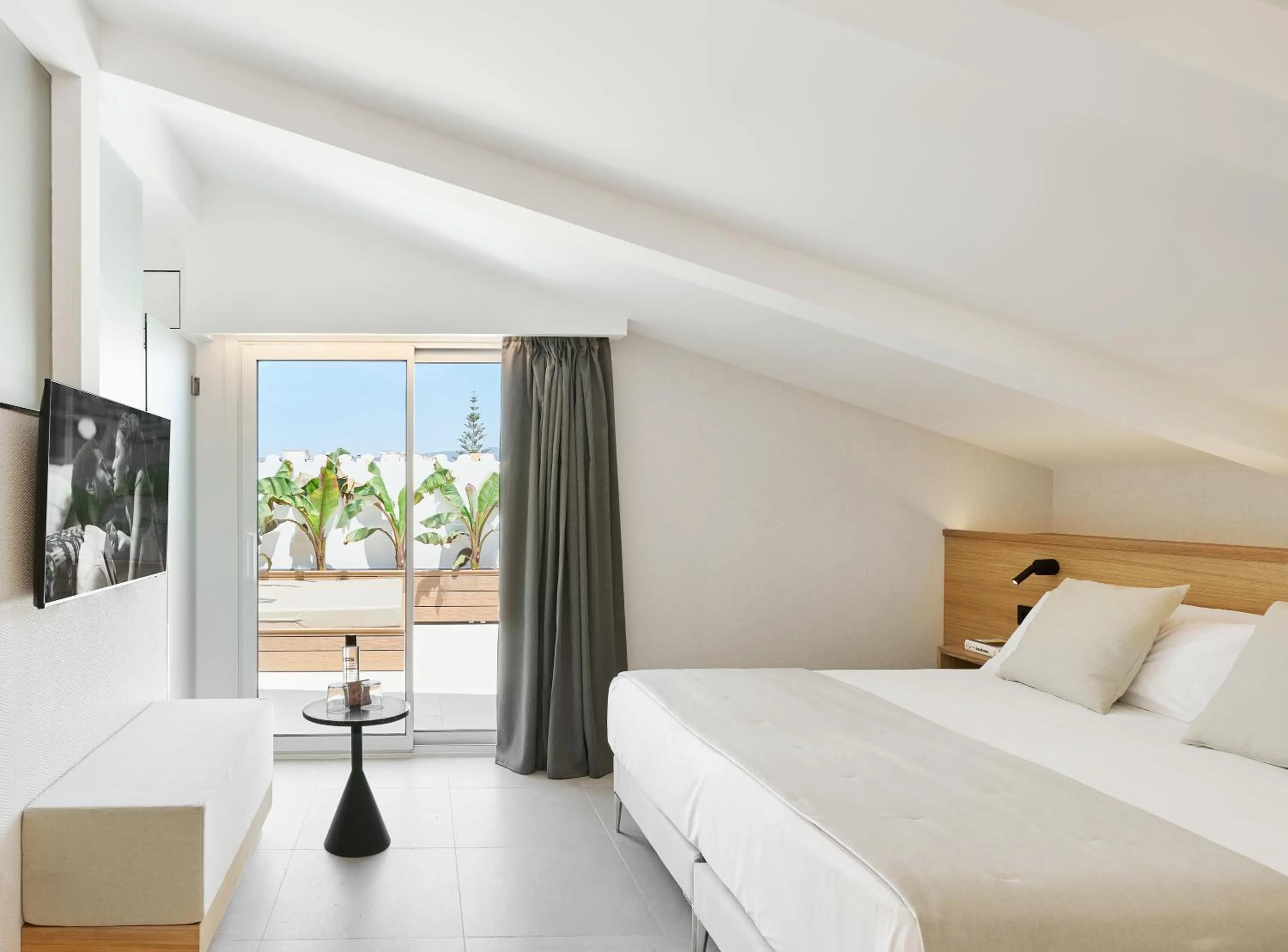 Photo of the whole room, Bed in Hotel restaurant Ceferino