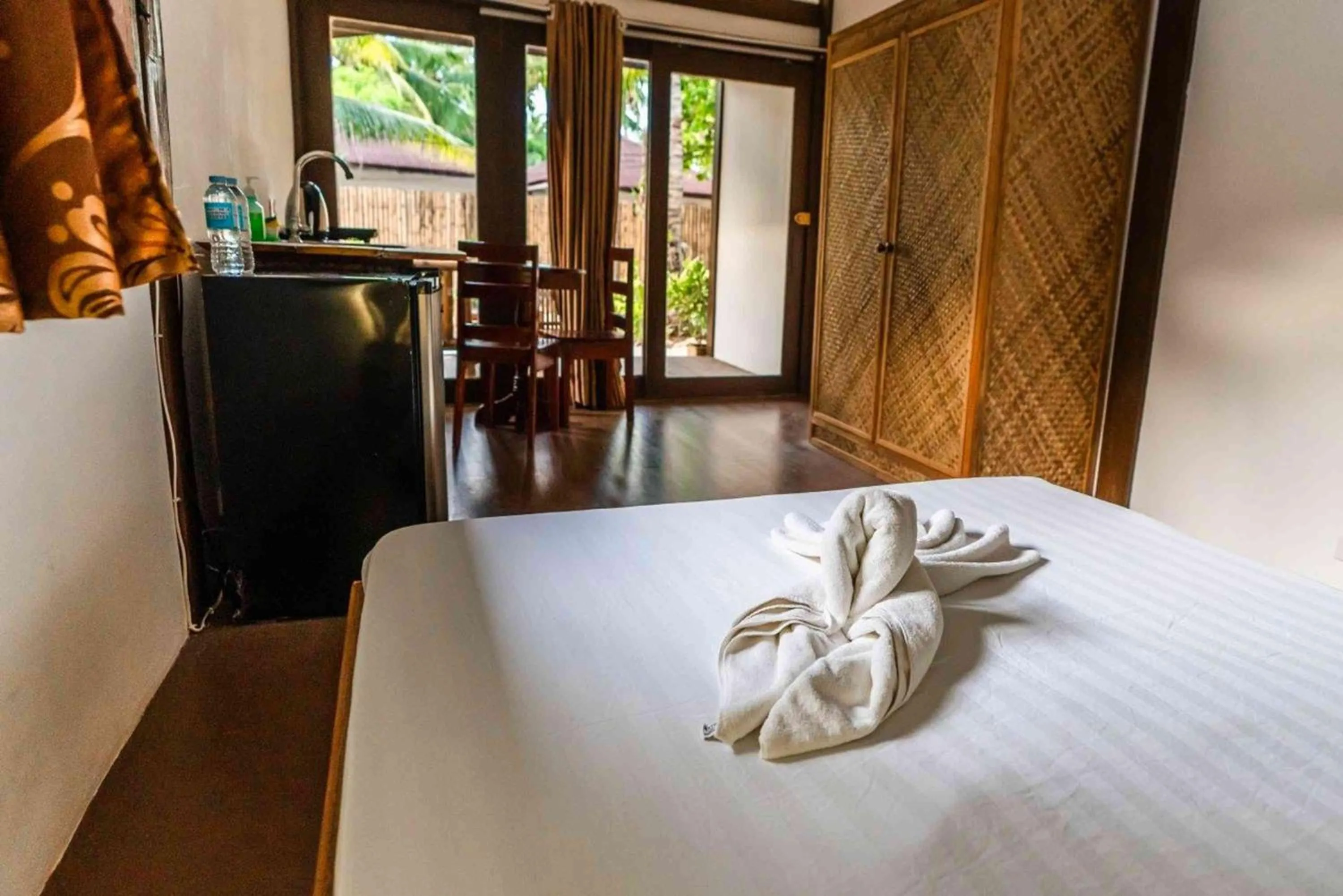 Bed in Romantic Beach Villas