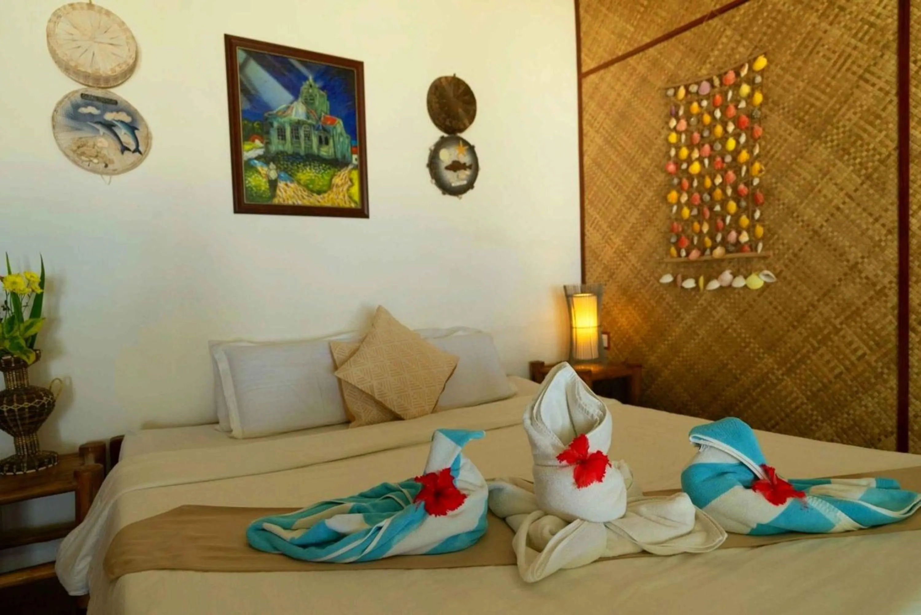 Bed in Romantic Beach Villas