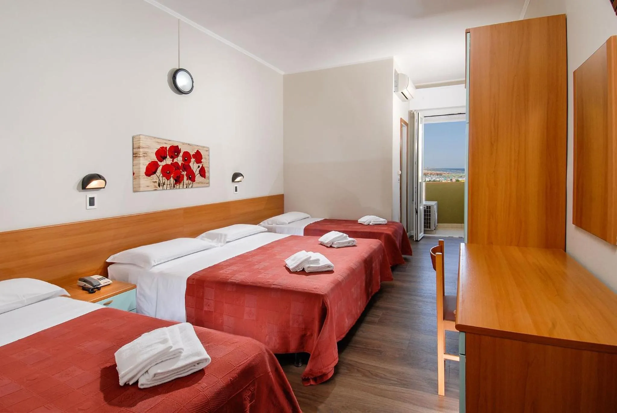 Bed in Hotel Colombo