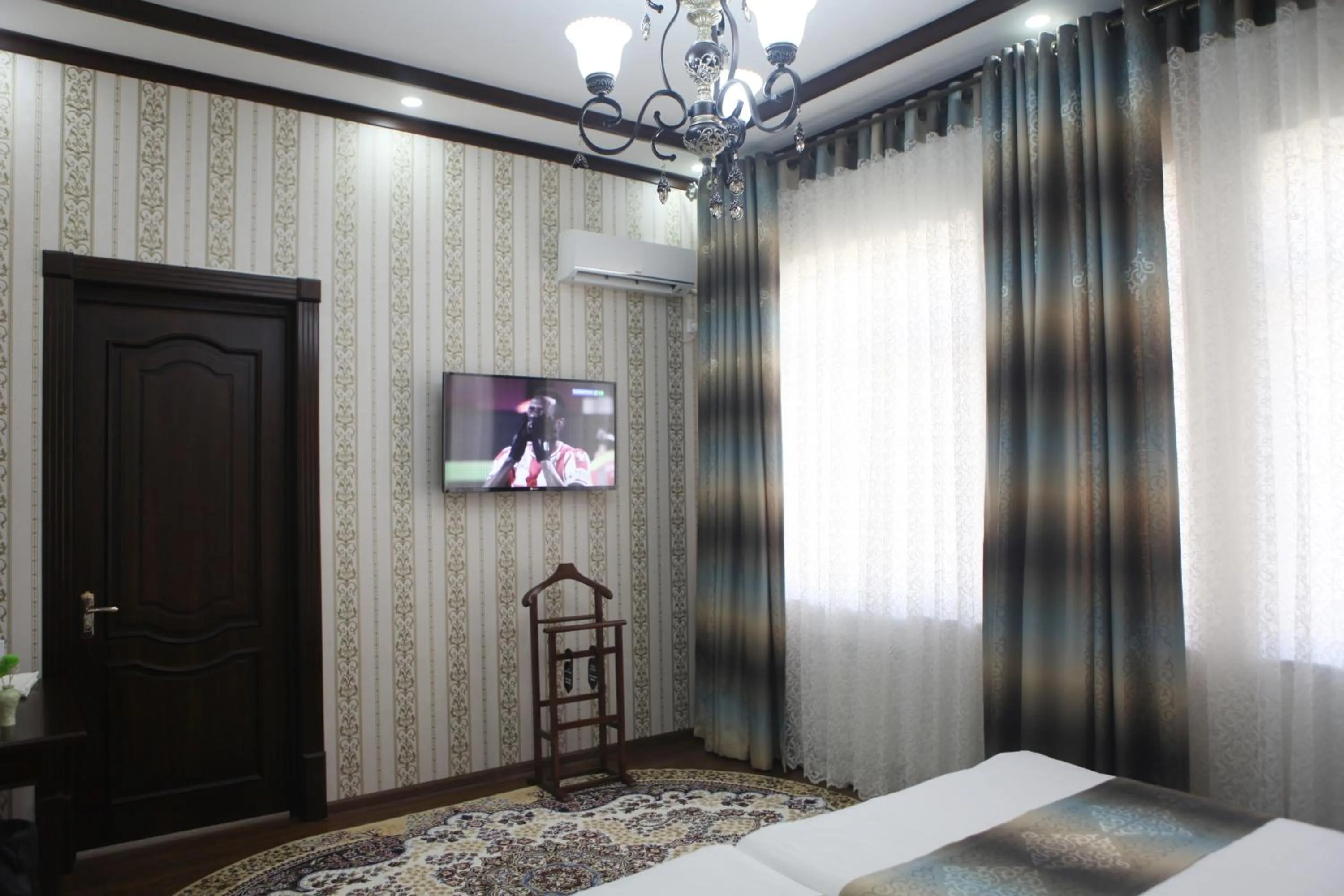 Bed in Hotel Naxshab