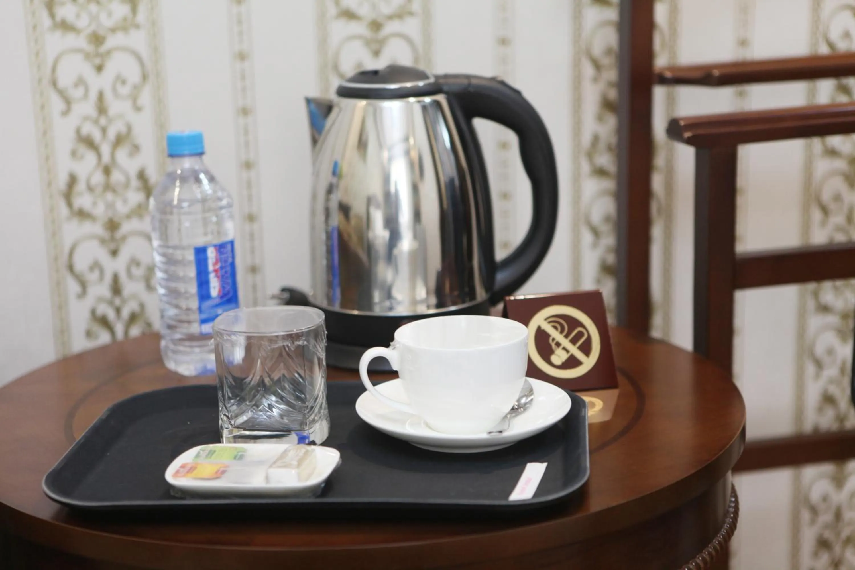 Coffee/tea facilities in Hotel Naxshab