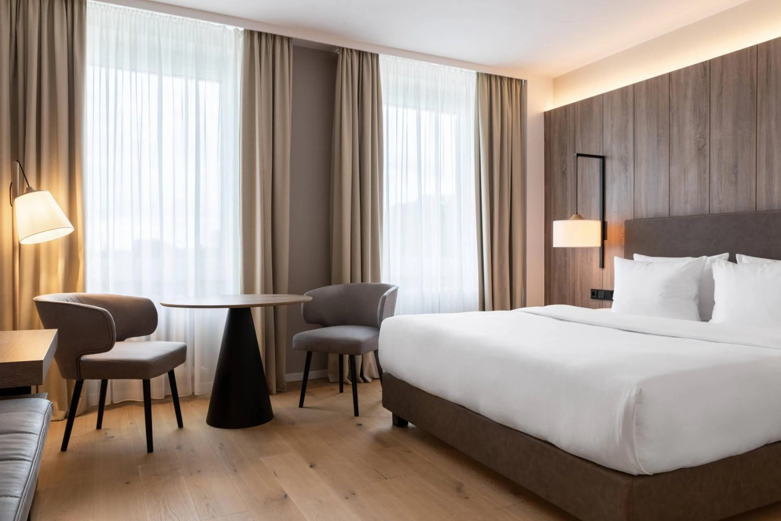 Photo of the whole room, Bed in AC Hotel by Marriott Berlin Humboldthain Park