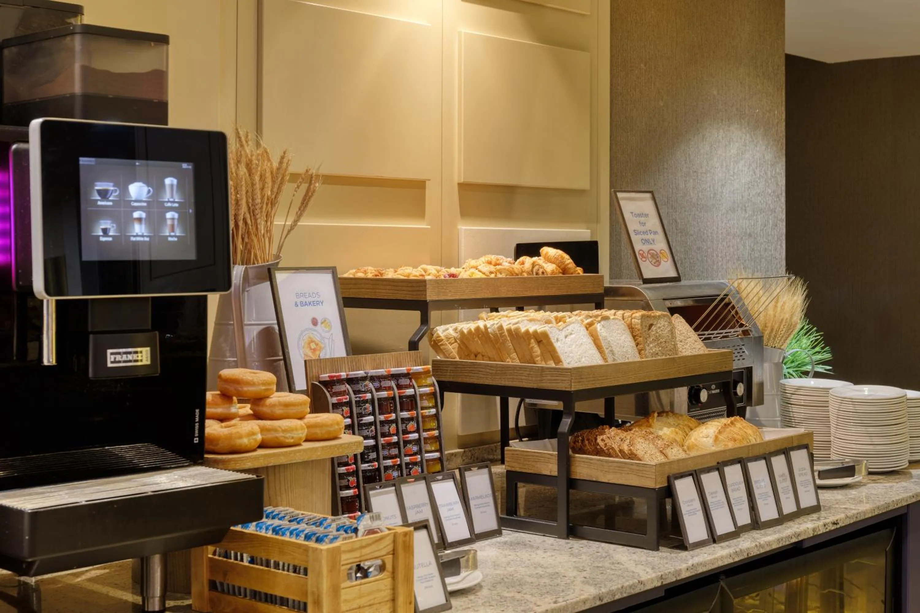 Breakfast in Hilton Dublin Kilmainham