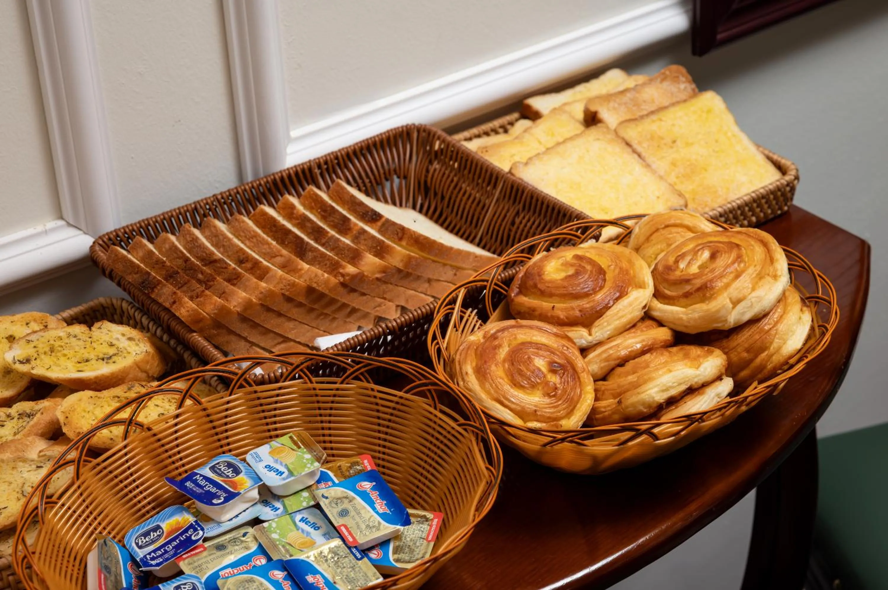 Continental breakfast in Golden Legend Palace Hotel & Travel