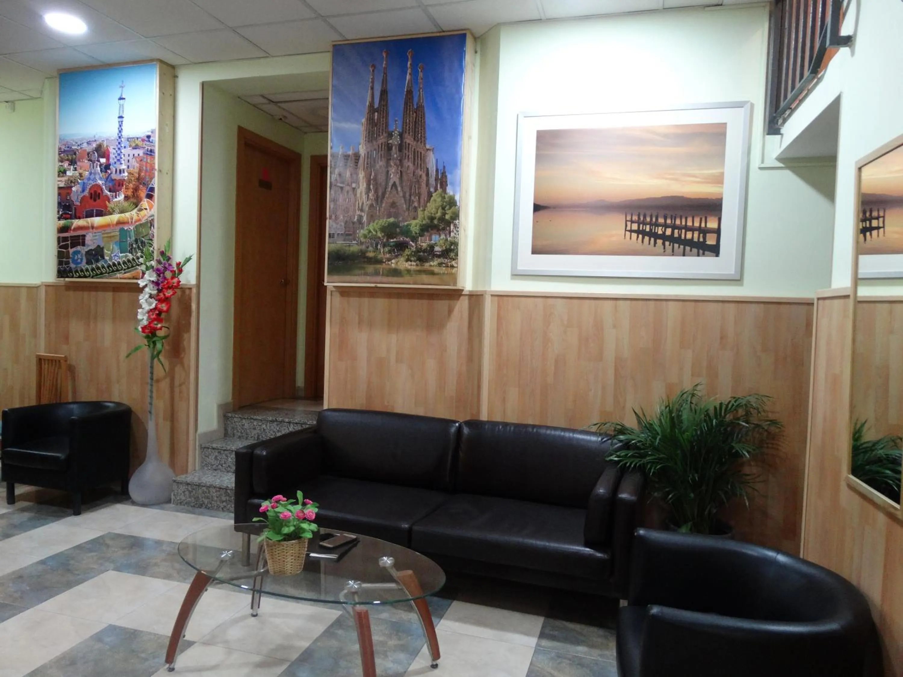 Seating area in Hostal Mont Thabor