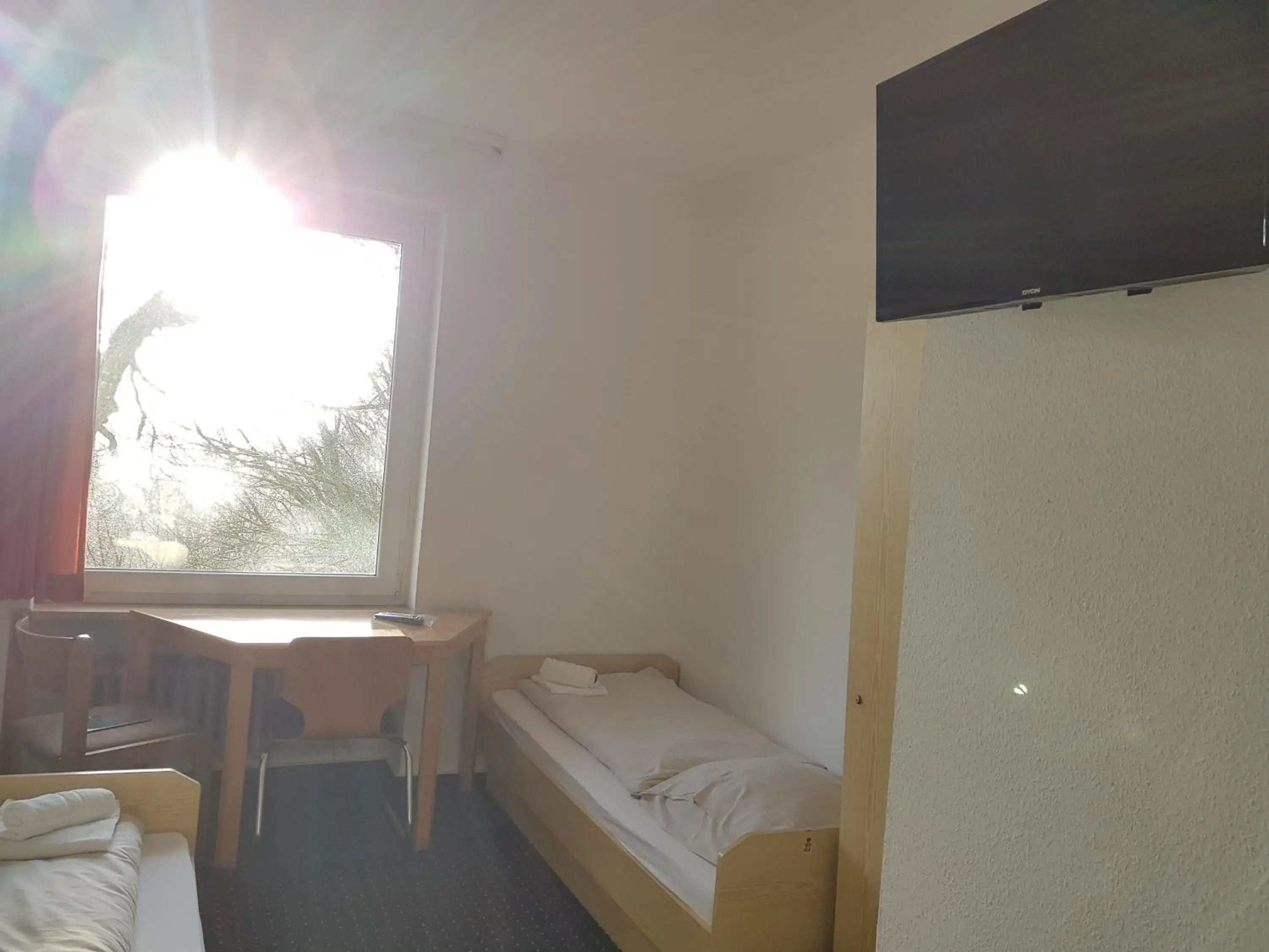 Triple Room with Bathroom in Berghotel Triple Room with Bathroom in Berghotel