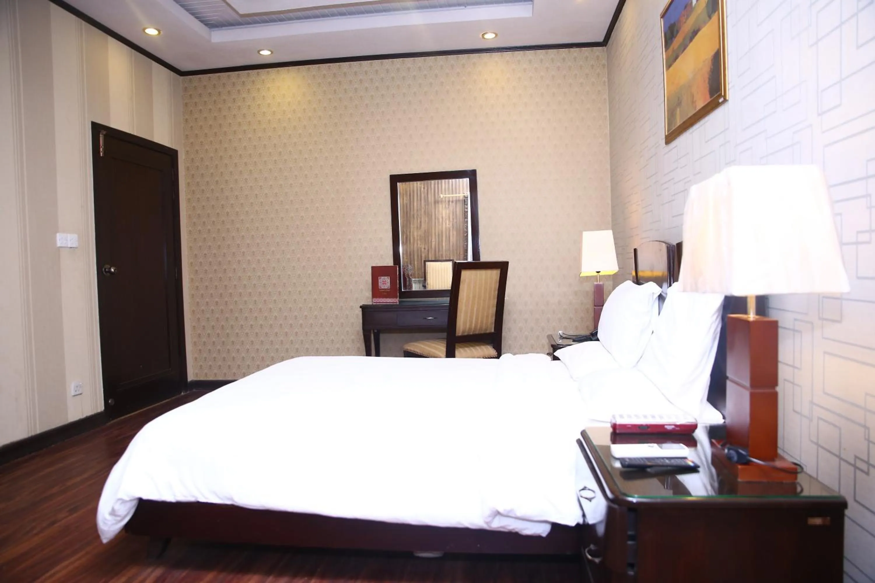 Bed in Safari Club 2 Bahria Town