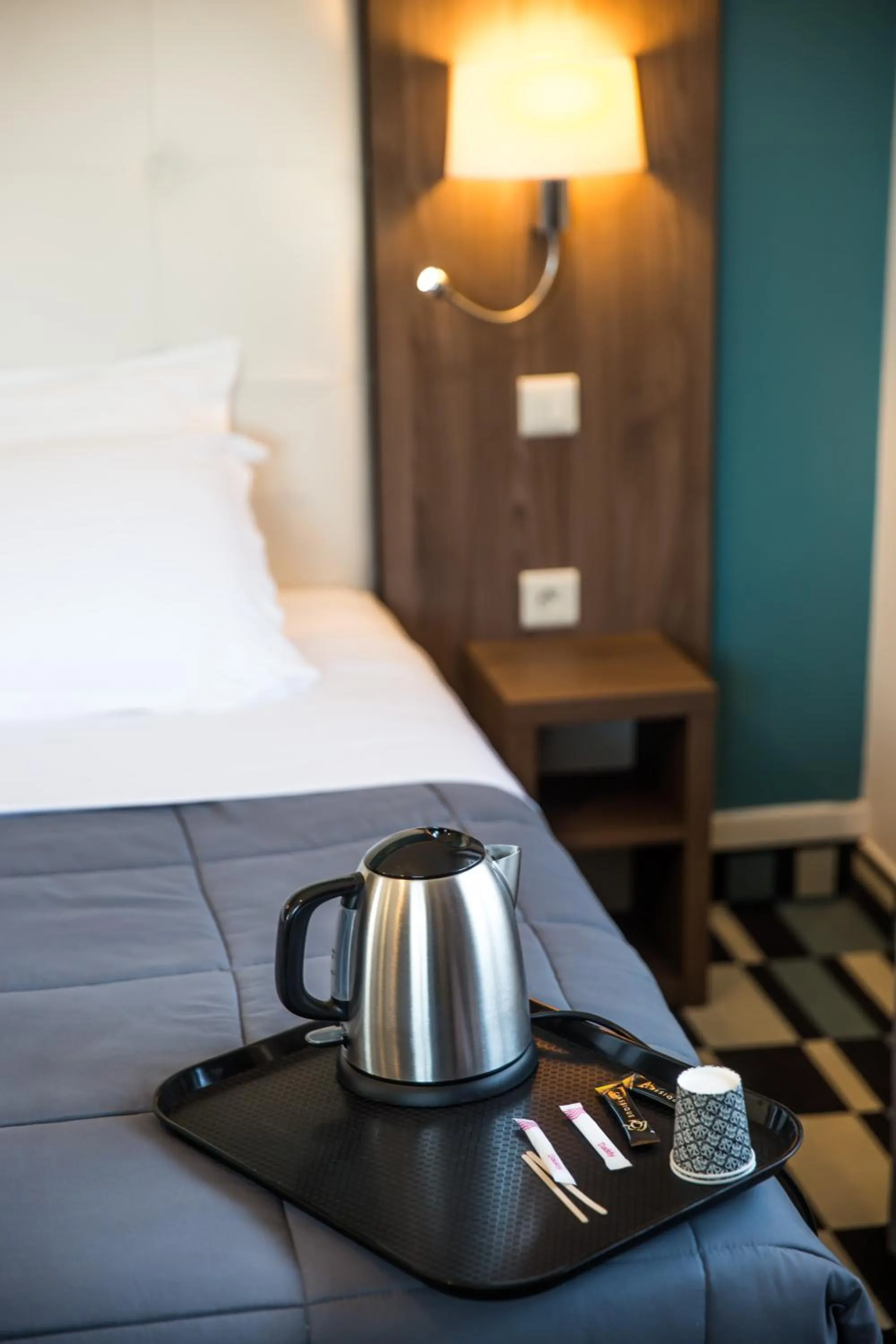 Coffee/tea facilities, Bed in Hôtel Les Pieux En Cotentin