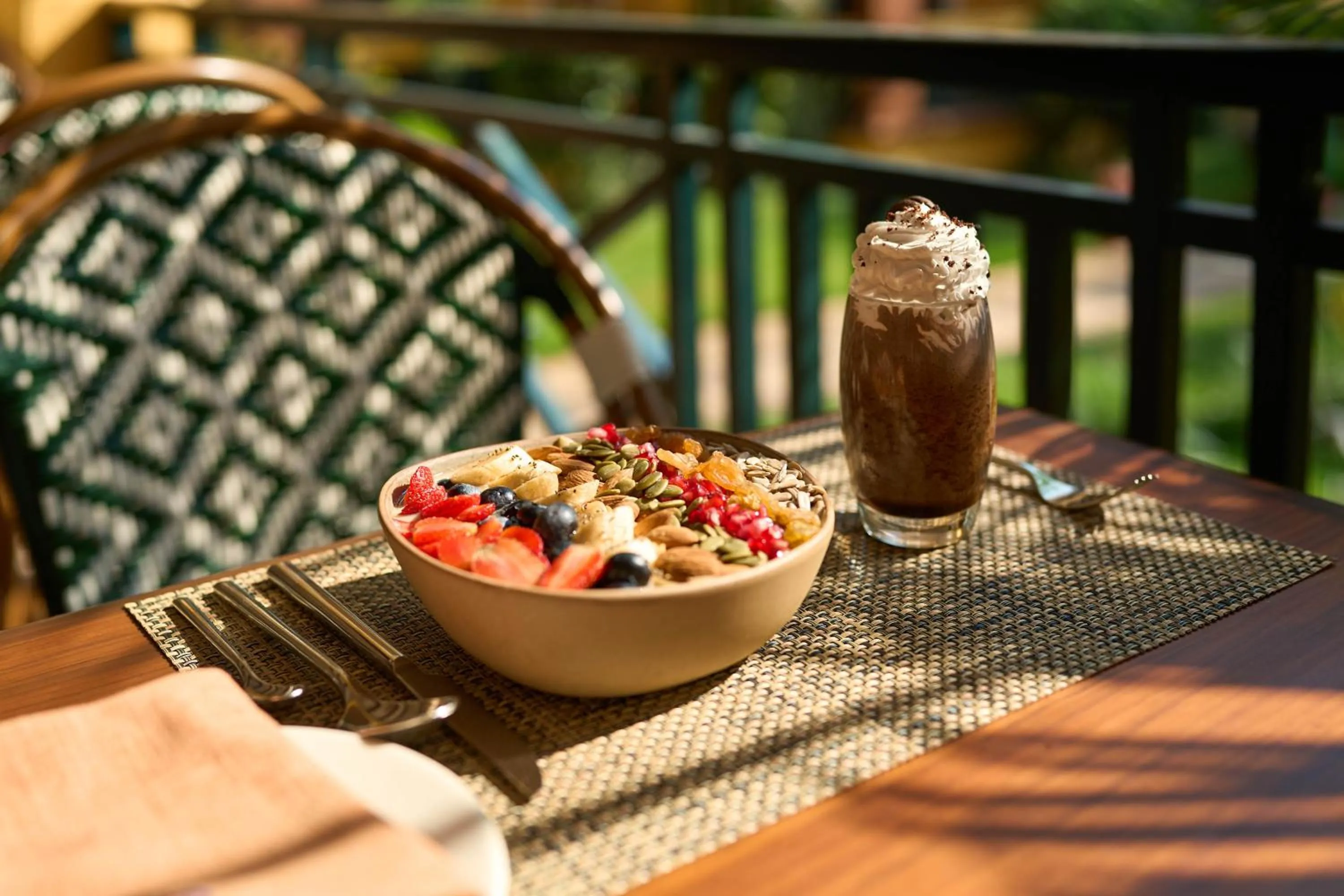 Food and drinks in Country Inn & Suites by Radisson, Goa Candolim