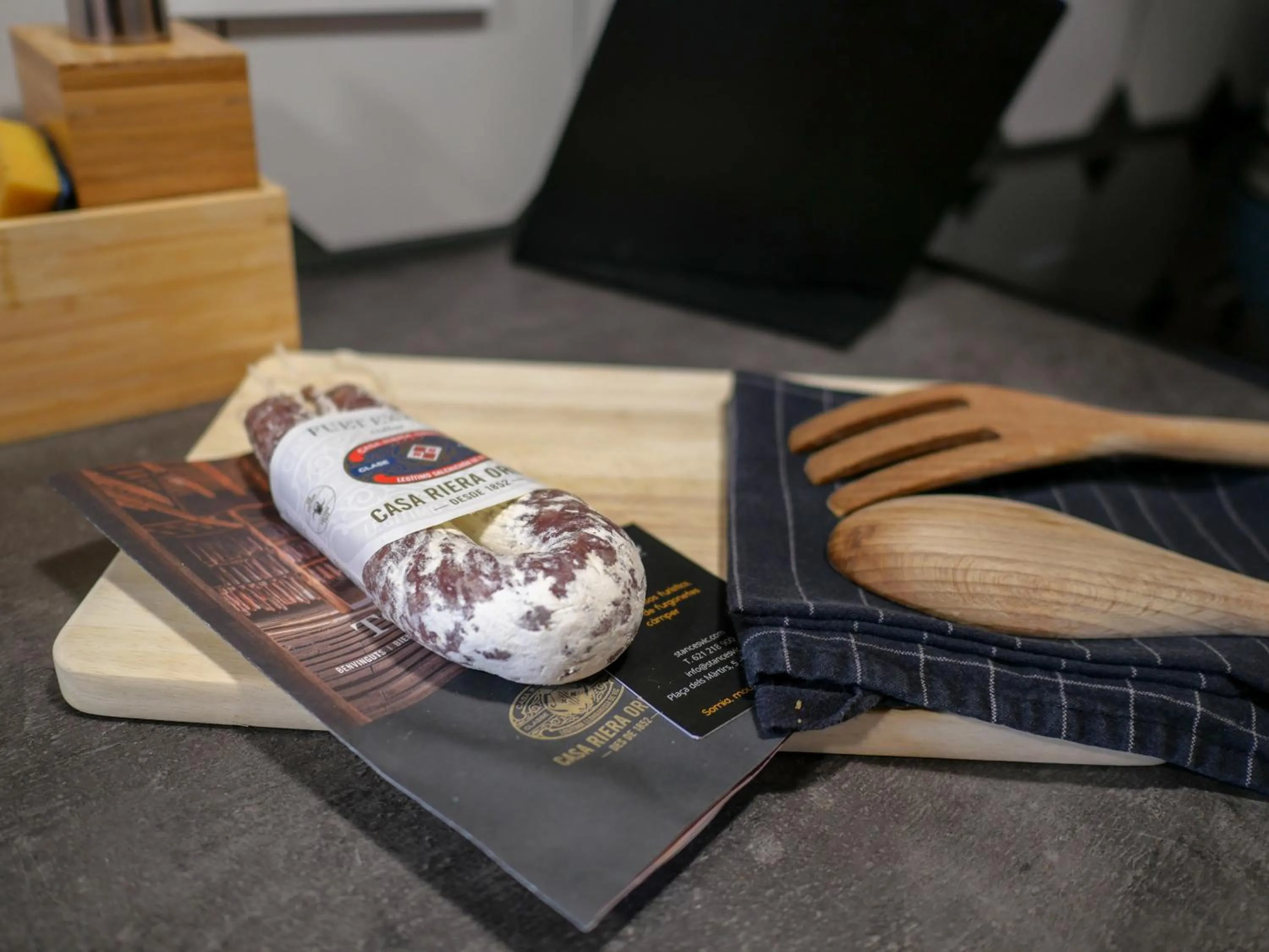 Food in Luxury Apartment Stancesvic