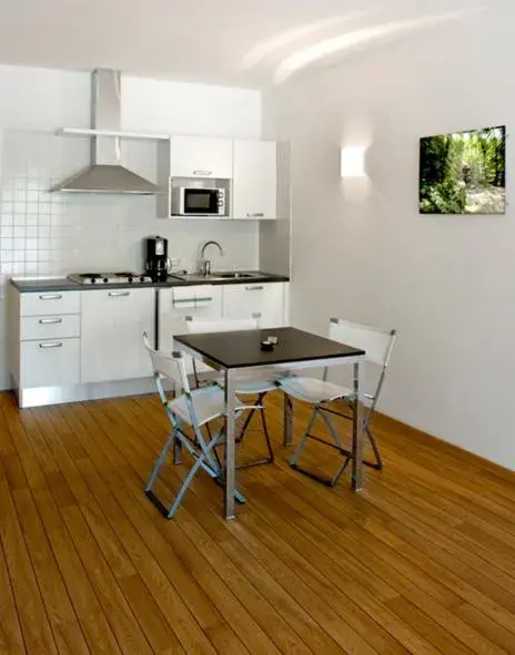 Studio (3 Adults) in Villa Treccani Apartments Studio (3 Adults) in Villa Treccani Apartments