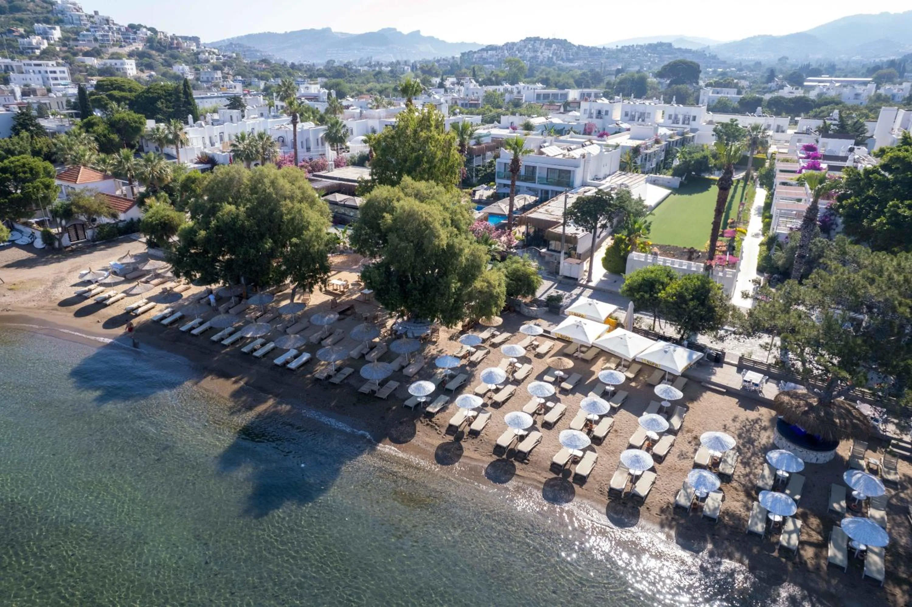 Property building in Yalıpark Beach Hotel