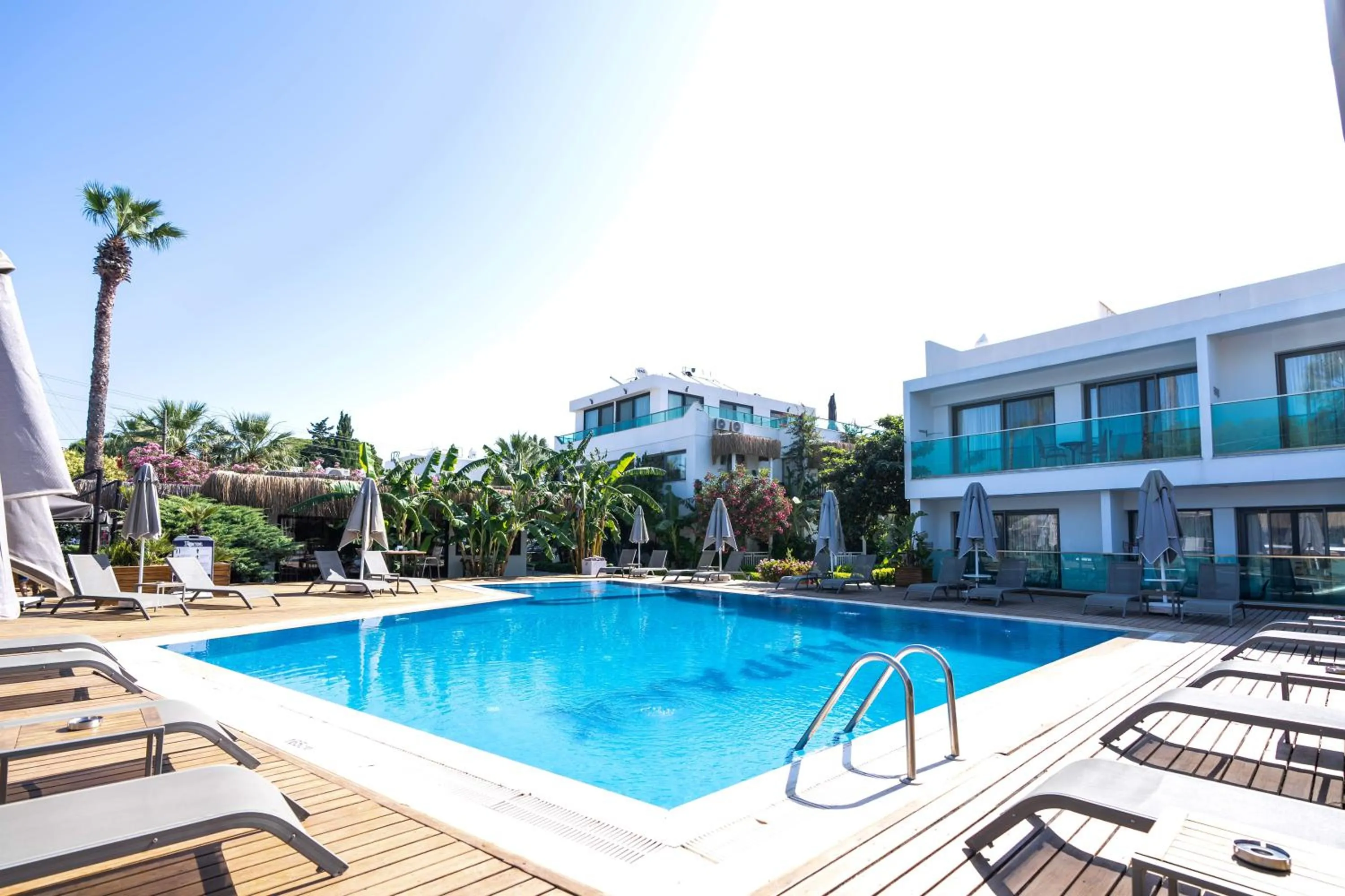 Pool view in Yalıpark Beach Hotel
