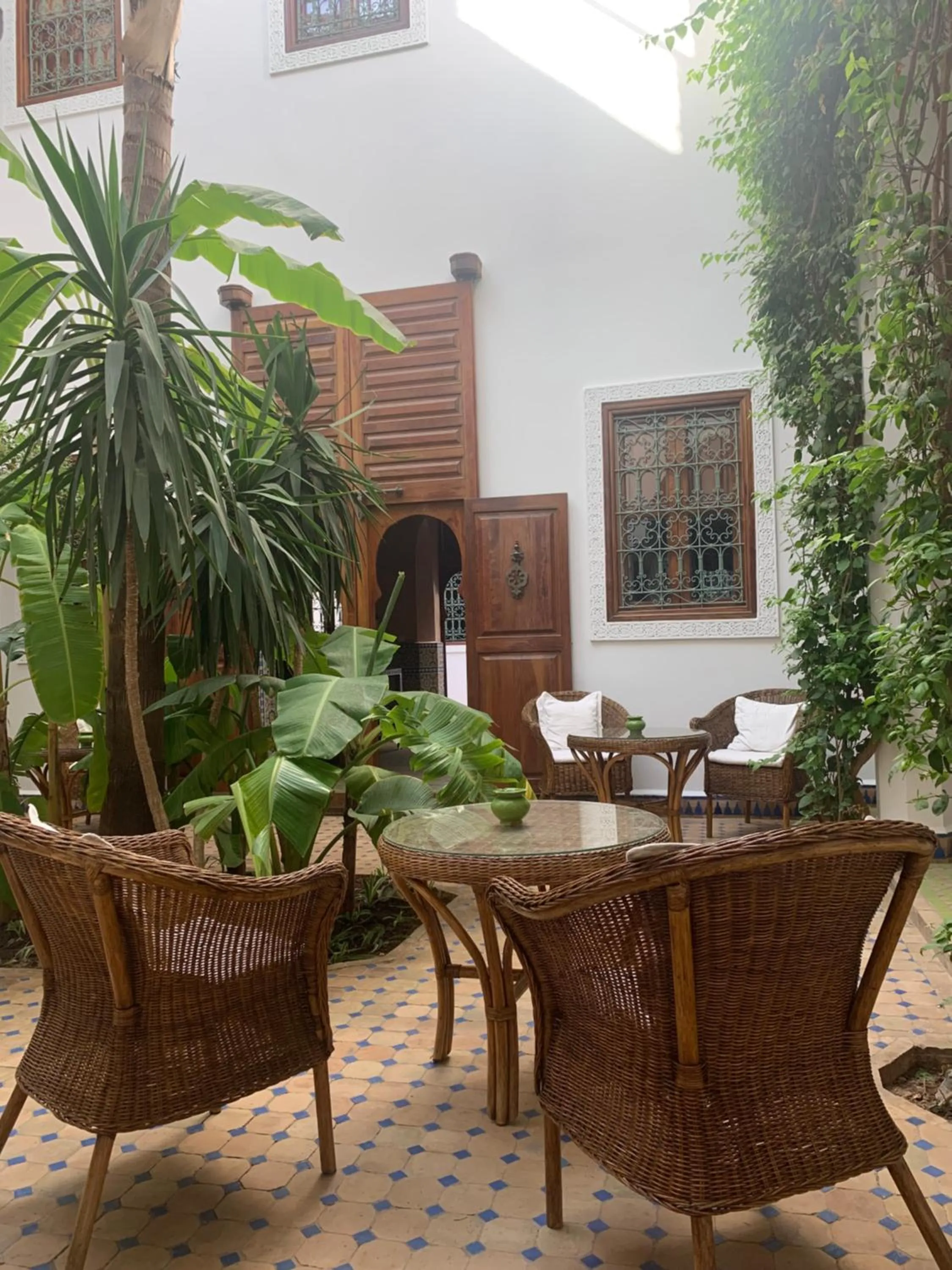 Patio in Riad Les Bougainvilliers