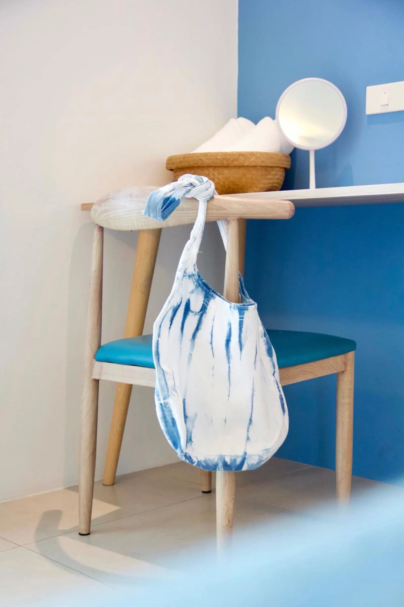 Bedroom in DeeProm Pattaya Hotel