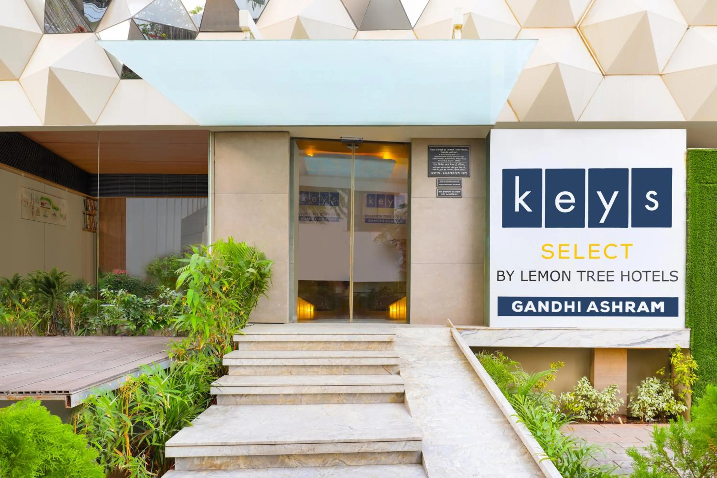 Facade/entrance in Keys Select by Lemon Tree Hotels, Gandhi Ashram, Ahmedabad