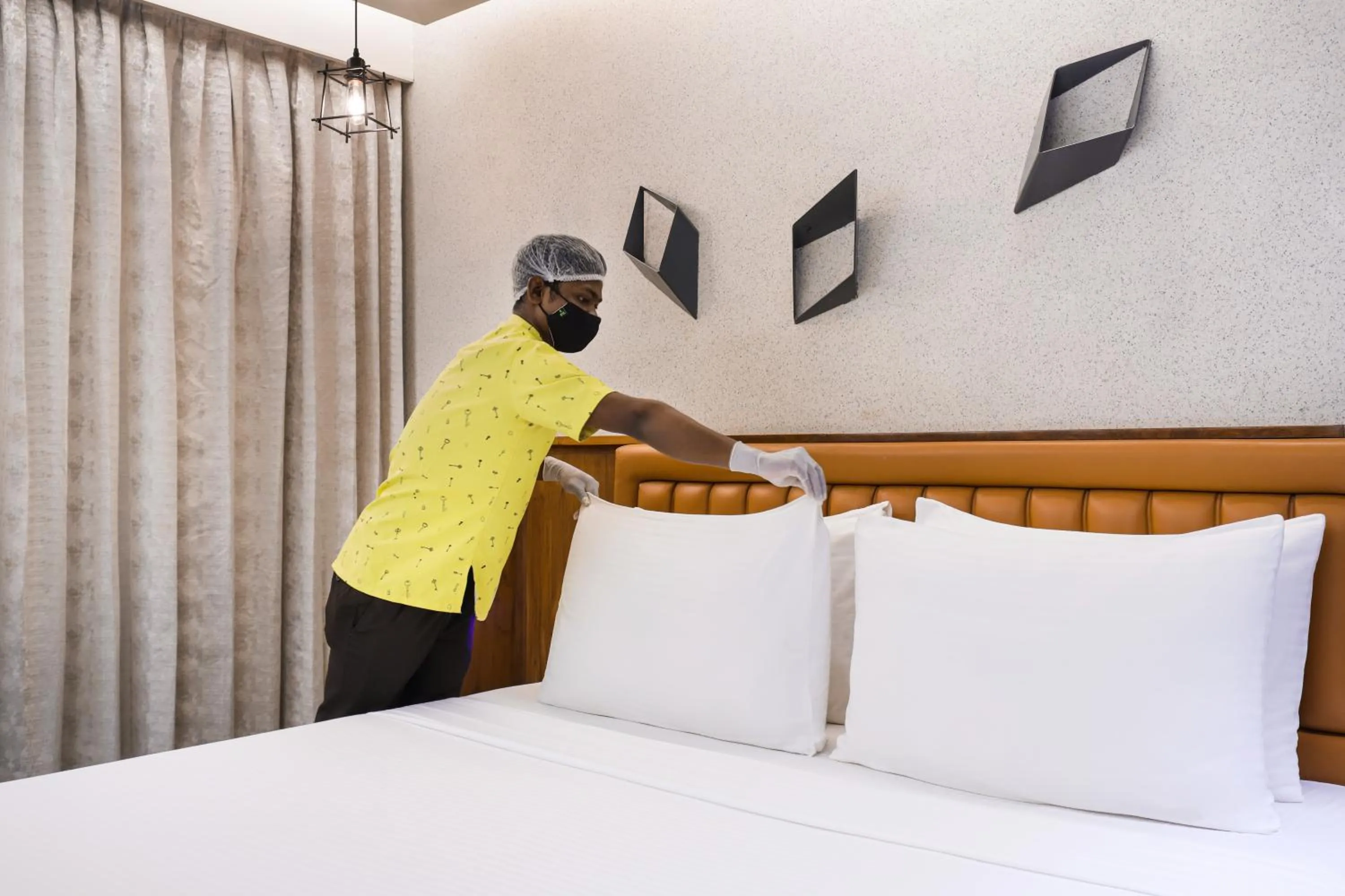 Bedroom, Bed in Keys Select by Lemon Tree Hotels, Gandhi Ashram, Ahmedabad