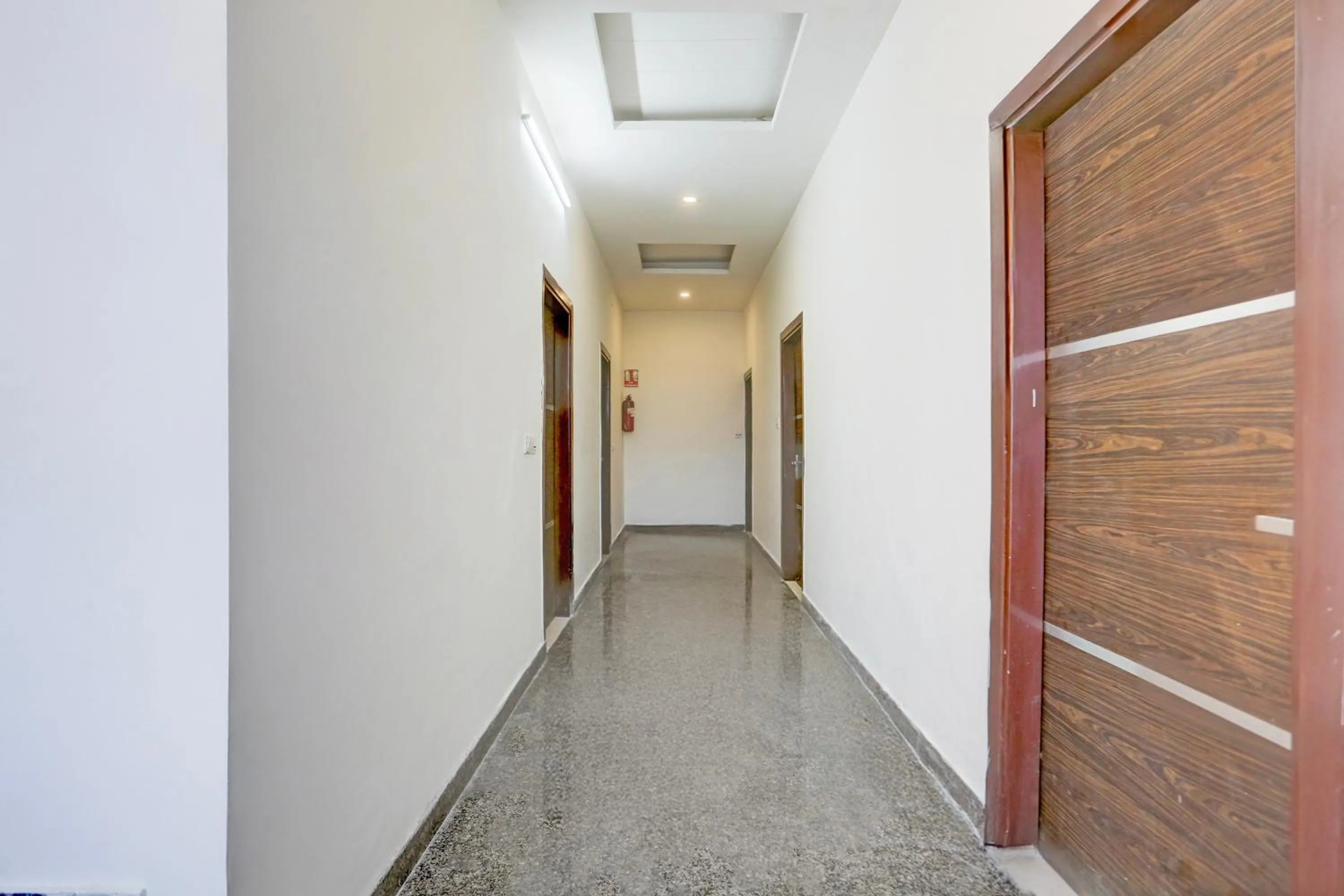 Lobby or reception in Hotel O by OYO Chandigarh Highway Near Prabhat Road