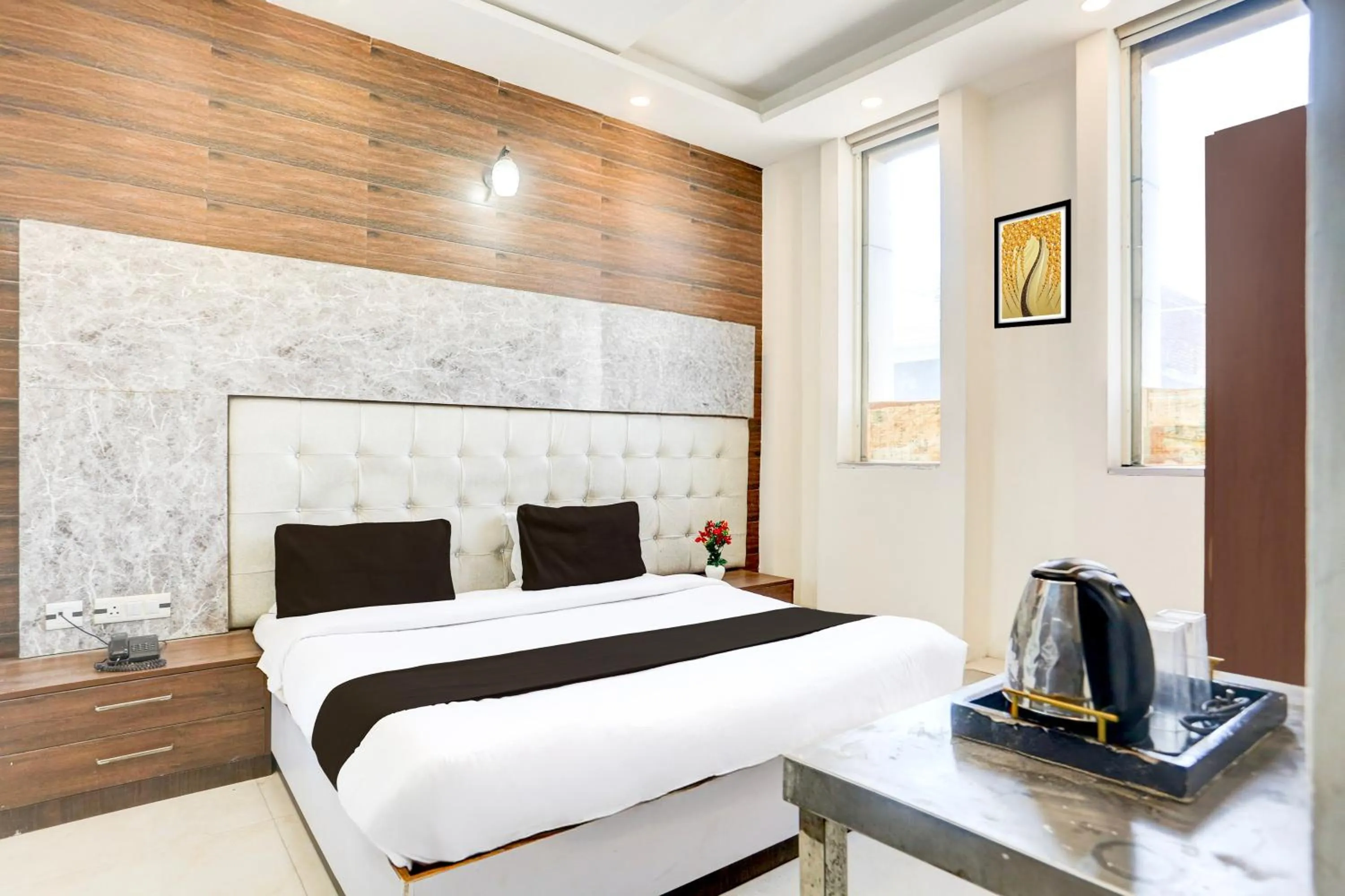 Bedroom, Bed in Hotel O by OYO Chandigarh Highway Near Prabhat Road