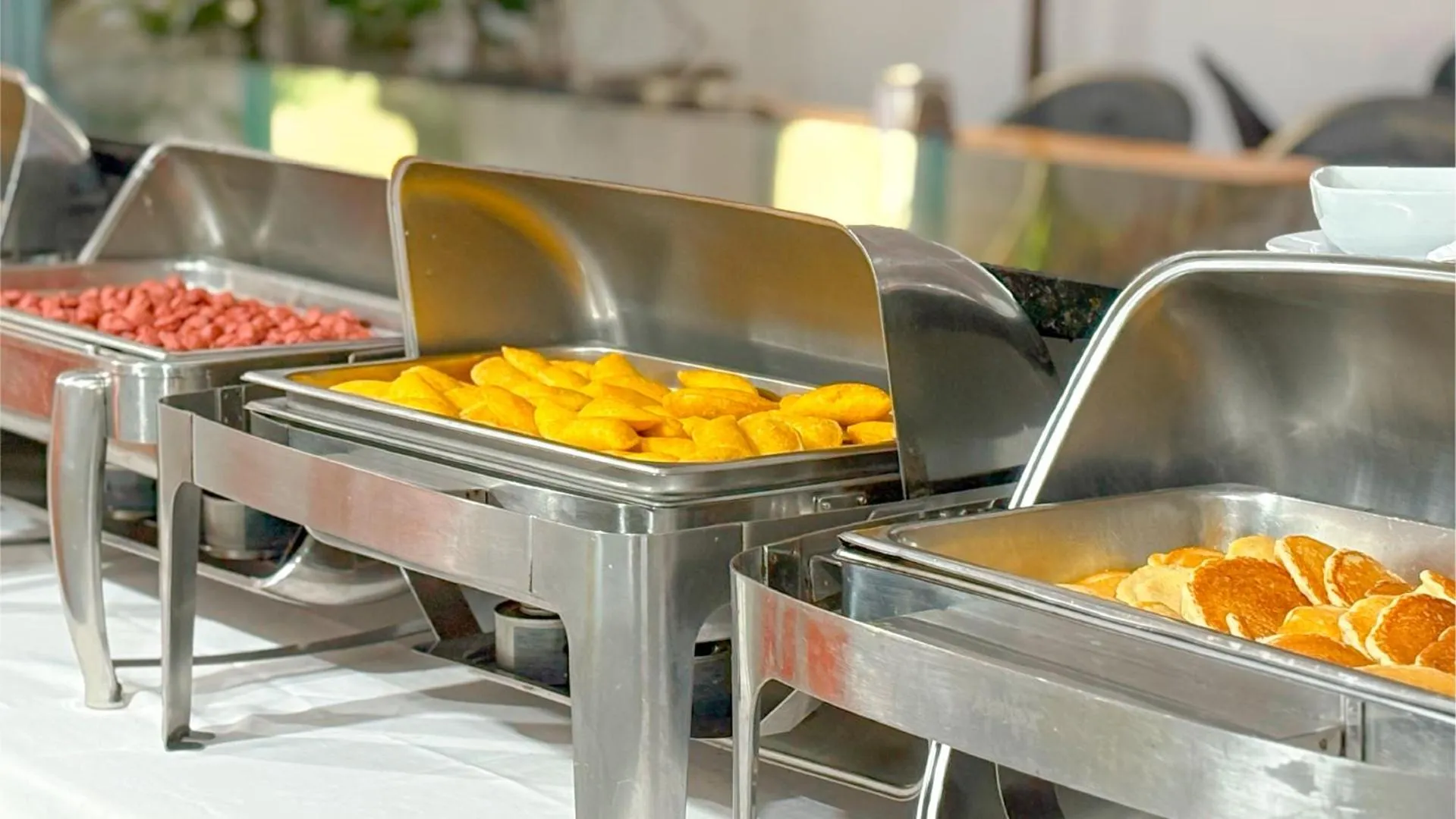 Food and drinks in Hotel Portobelo beach