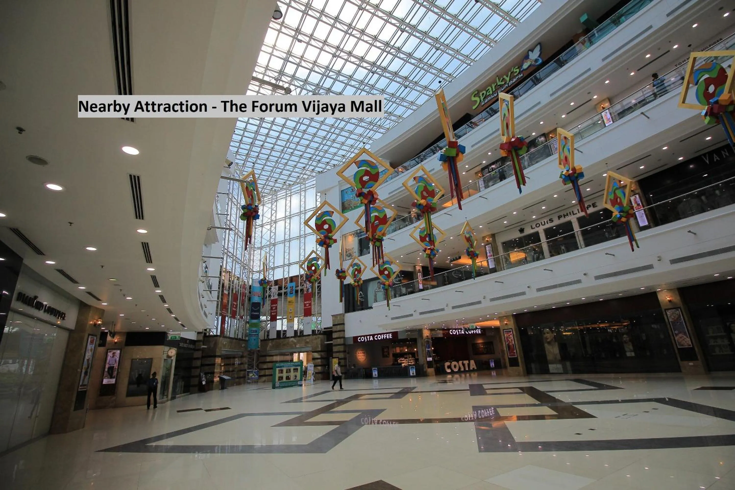 Facade/entrance in Super Collection O SkyPix