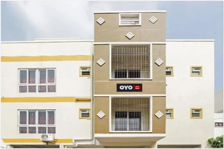 Facade/entrance in Super Collection O SkyPix