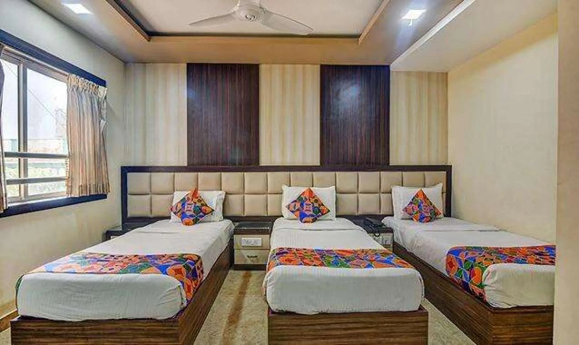 Bed in Fabhotel Chennai Palace - Nr Chennai Beach Railway Station