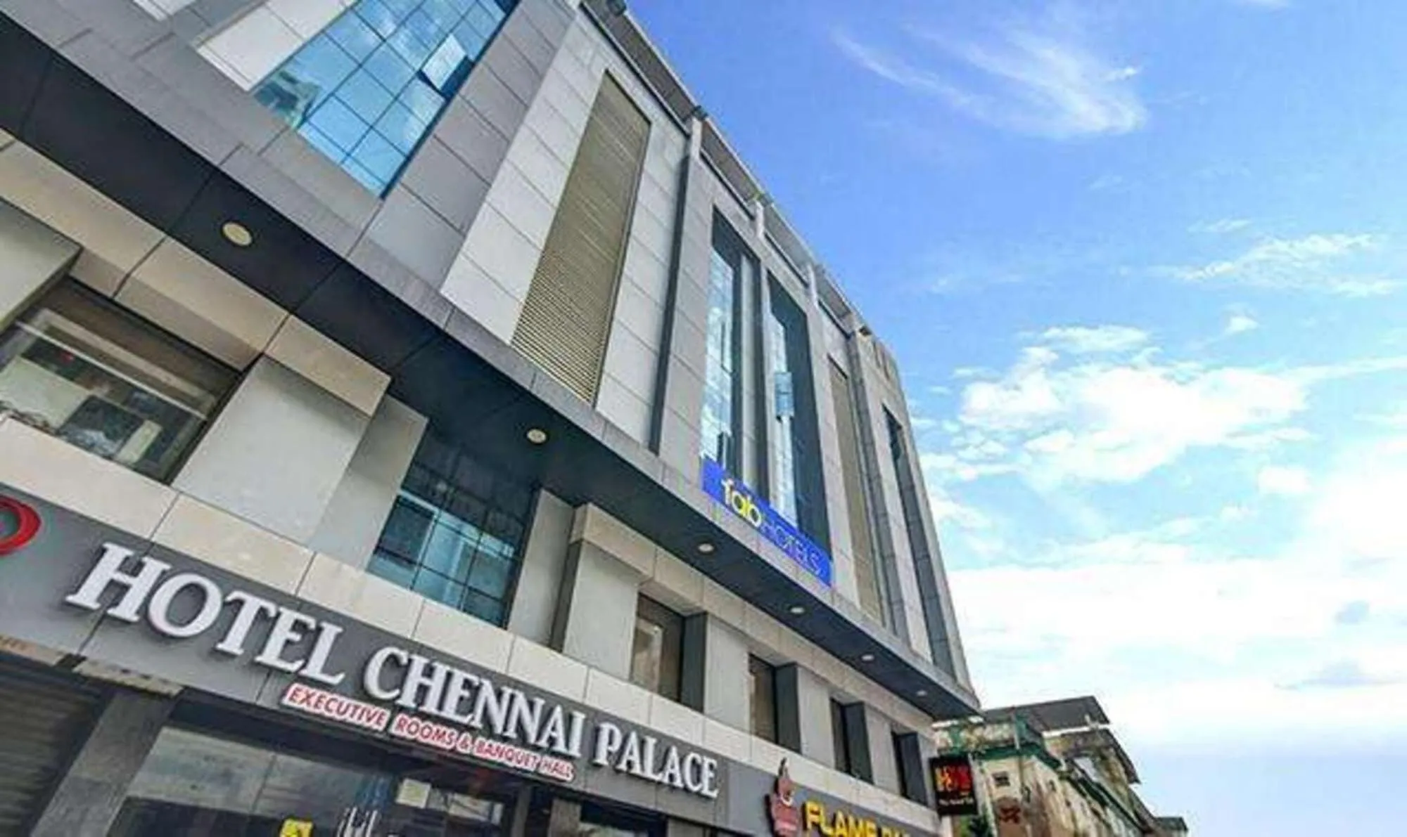 Property building in Fabhotel Chennai Palace - Nr Chennai Beach Railway Station
