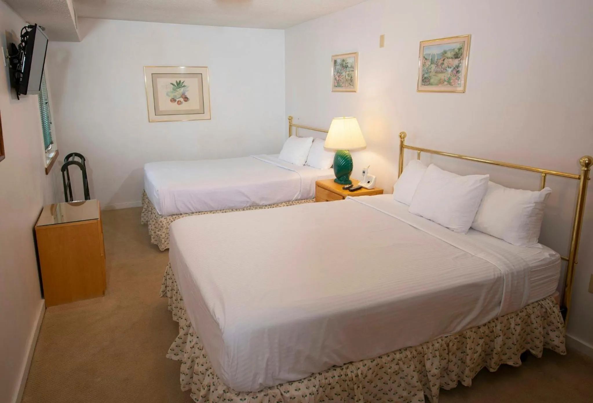 Photo of the whole room, Bed in Mountain Lodge at Okemo, A Vail Resorts Property