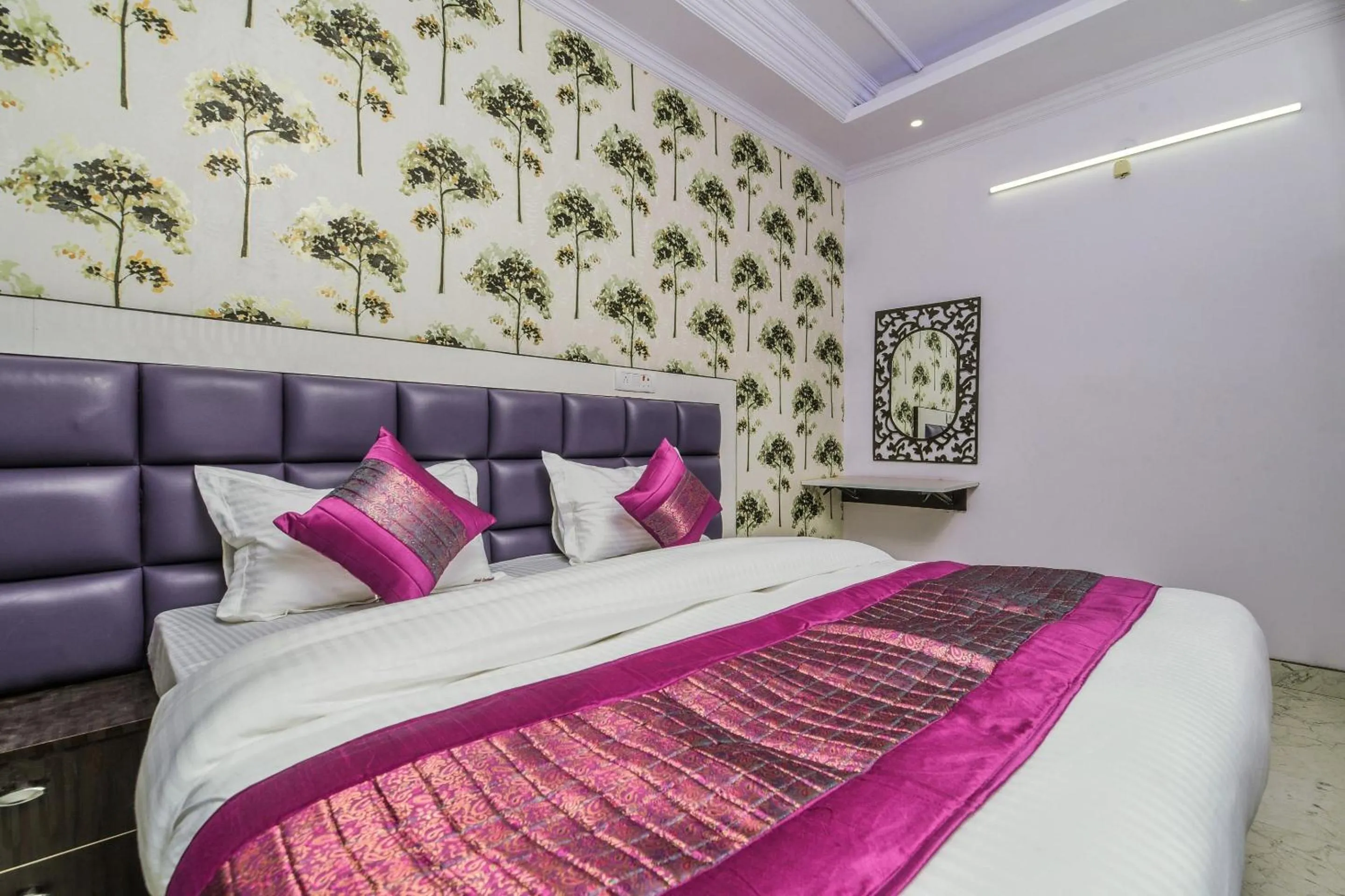 Bedroom, Bed in Hotel O Akash Continental