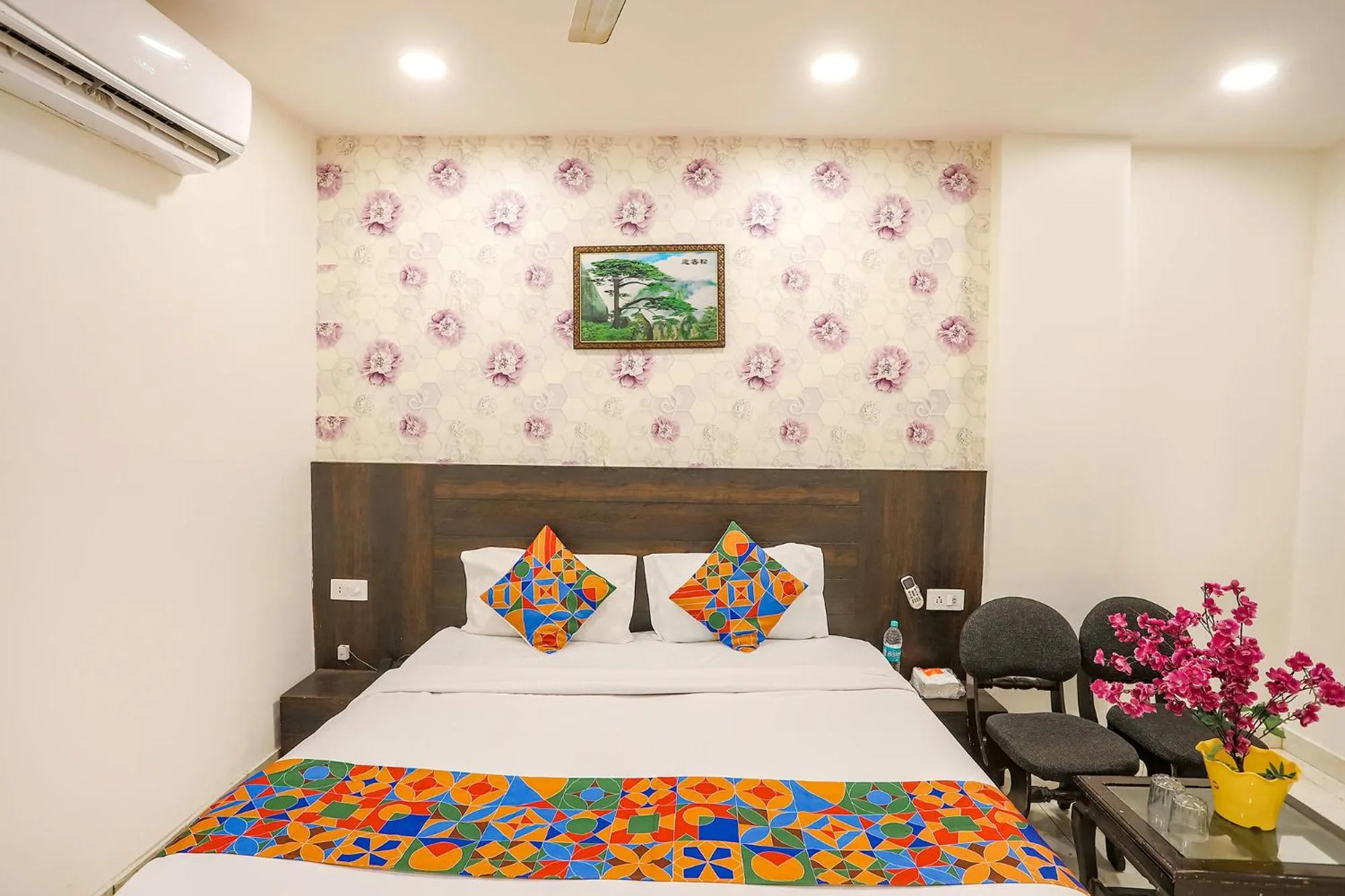 Bed in Via Royal Galaxy I