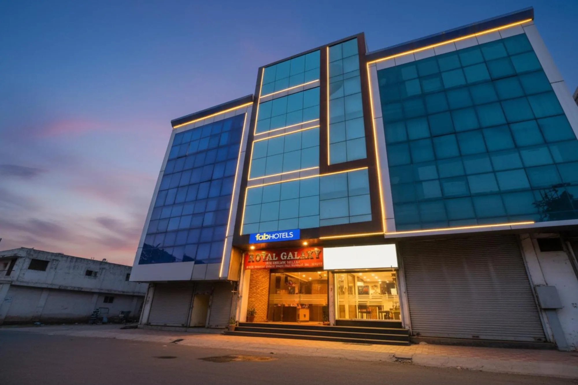 Property building in Via Royal Galaxy I