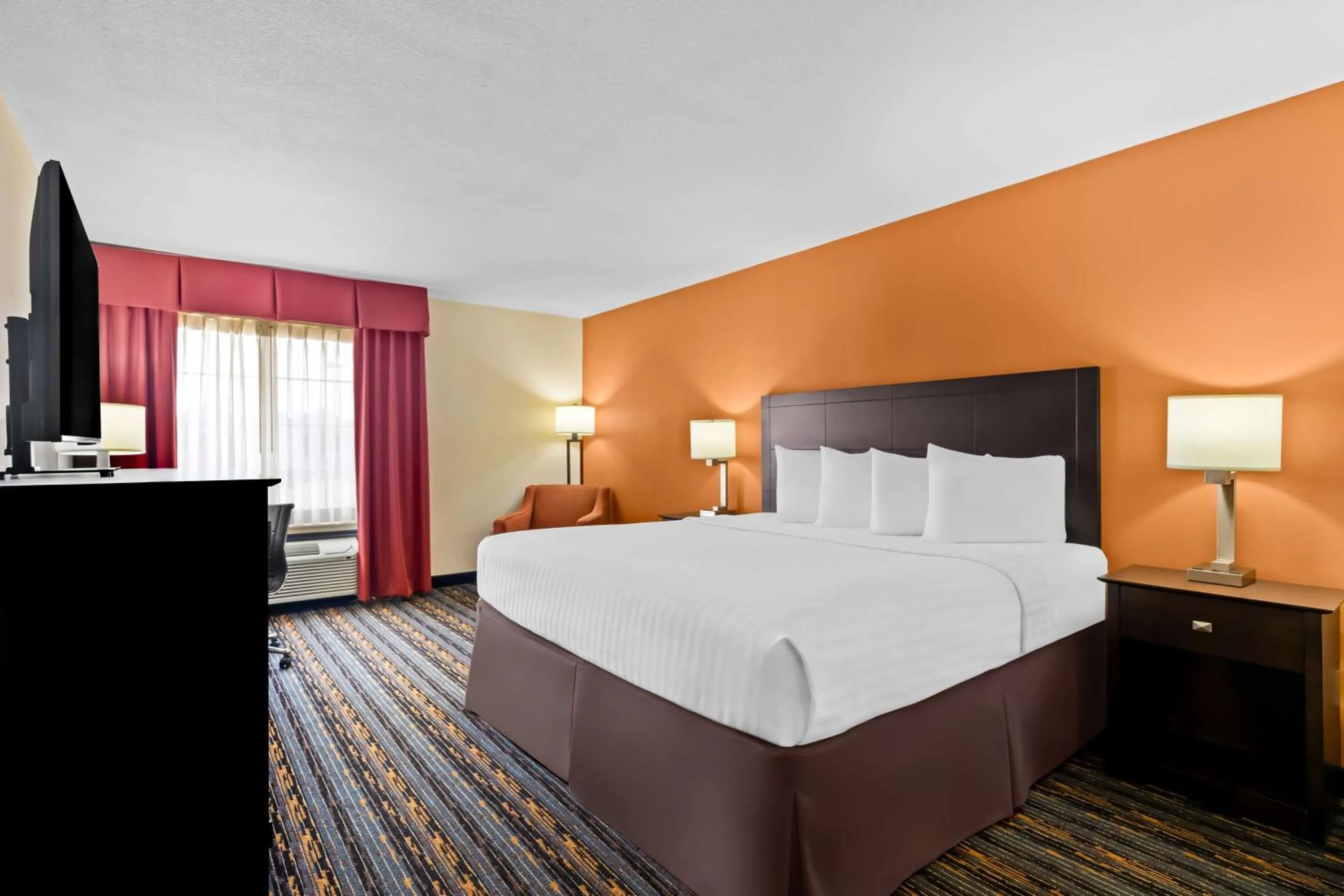 Bedroom, Bed in Best Western Kenosha Inn