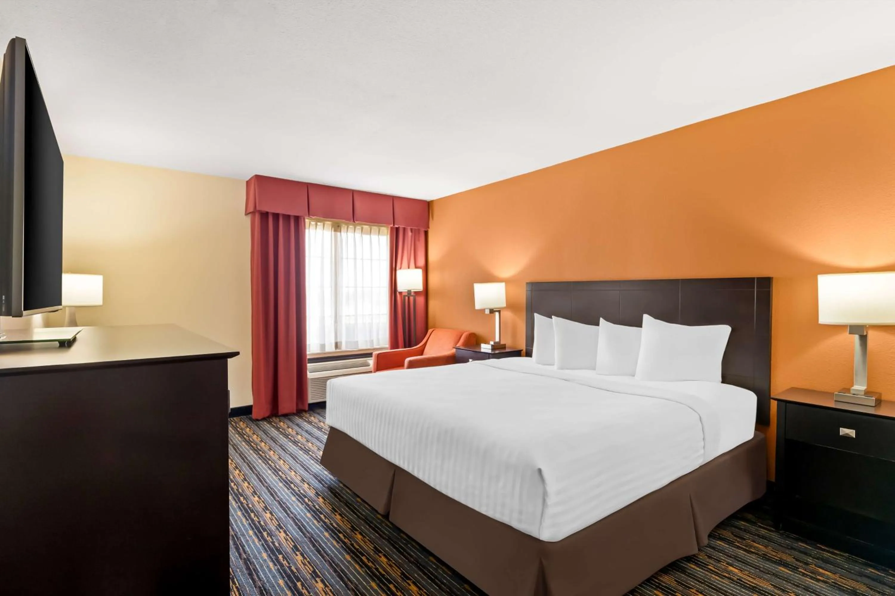 Bedroom, Bed in Best Western Kenosha Inn