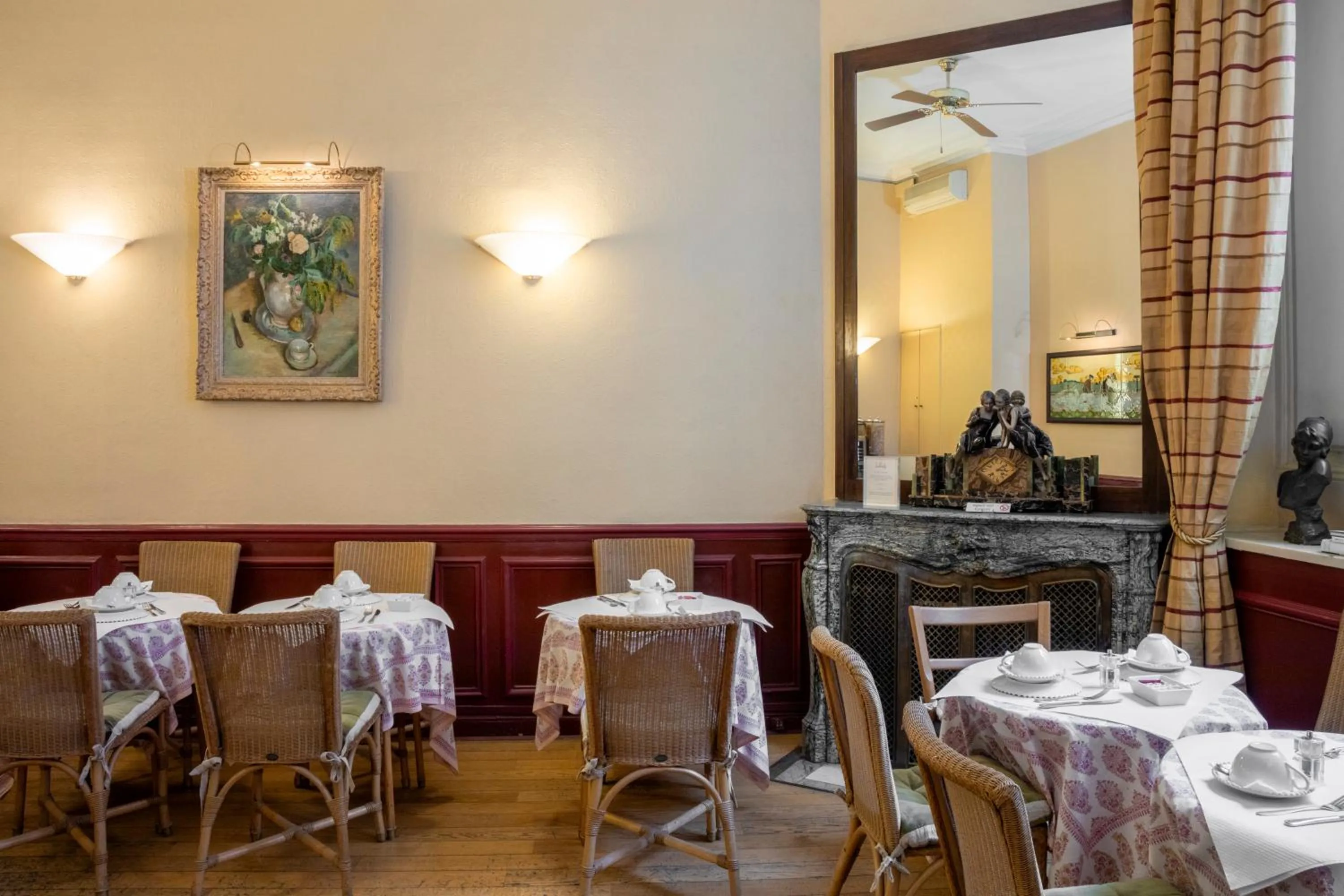 Breakfast in Hôtel Langlois