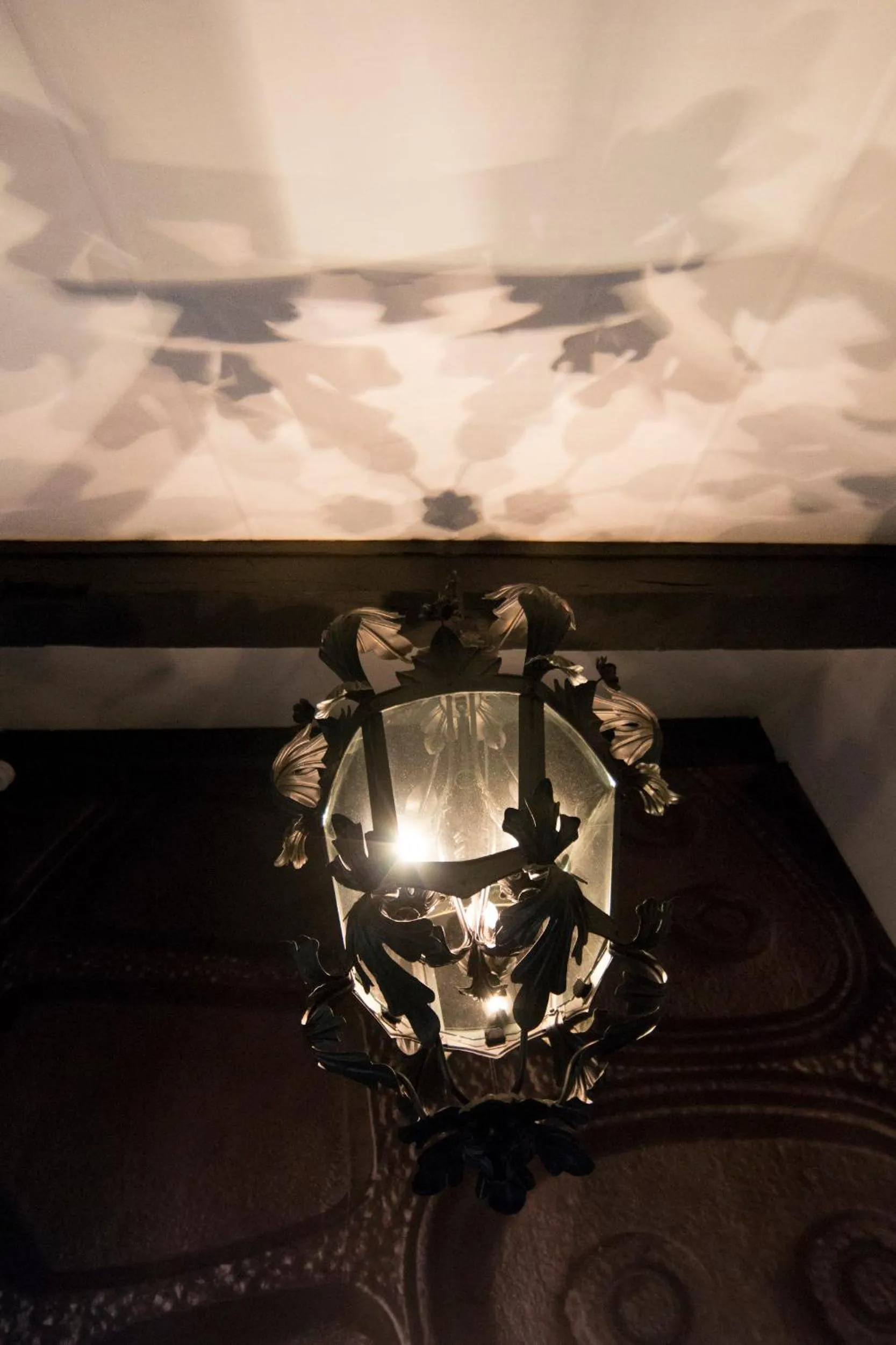 Decorative detail in Hotel Trash Deluxe