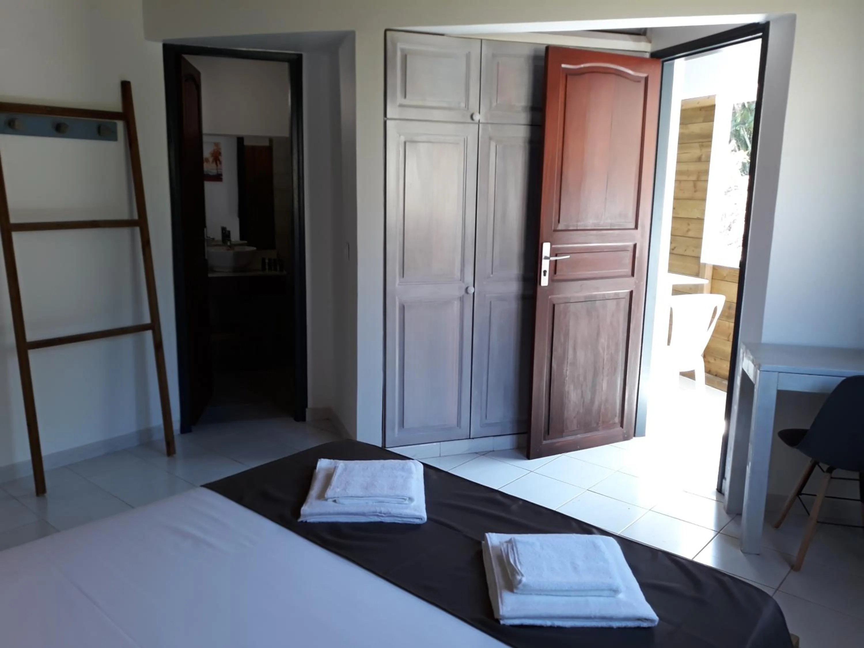 Photo of the whole room, Bed in Villa Clémence