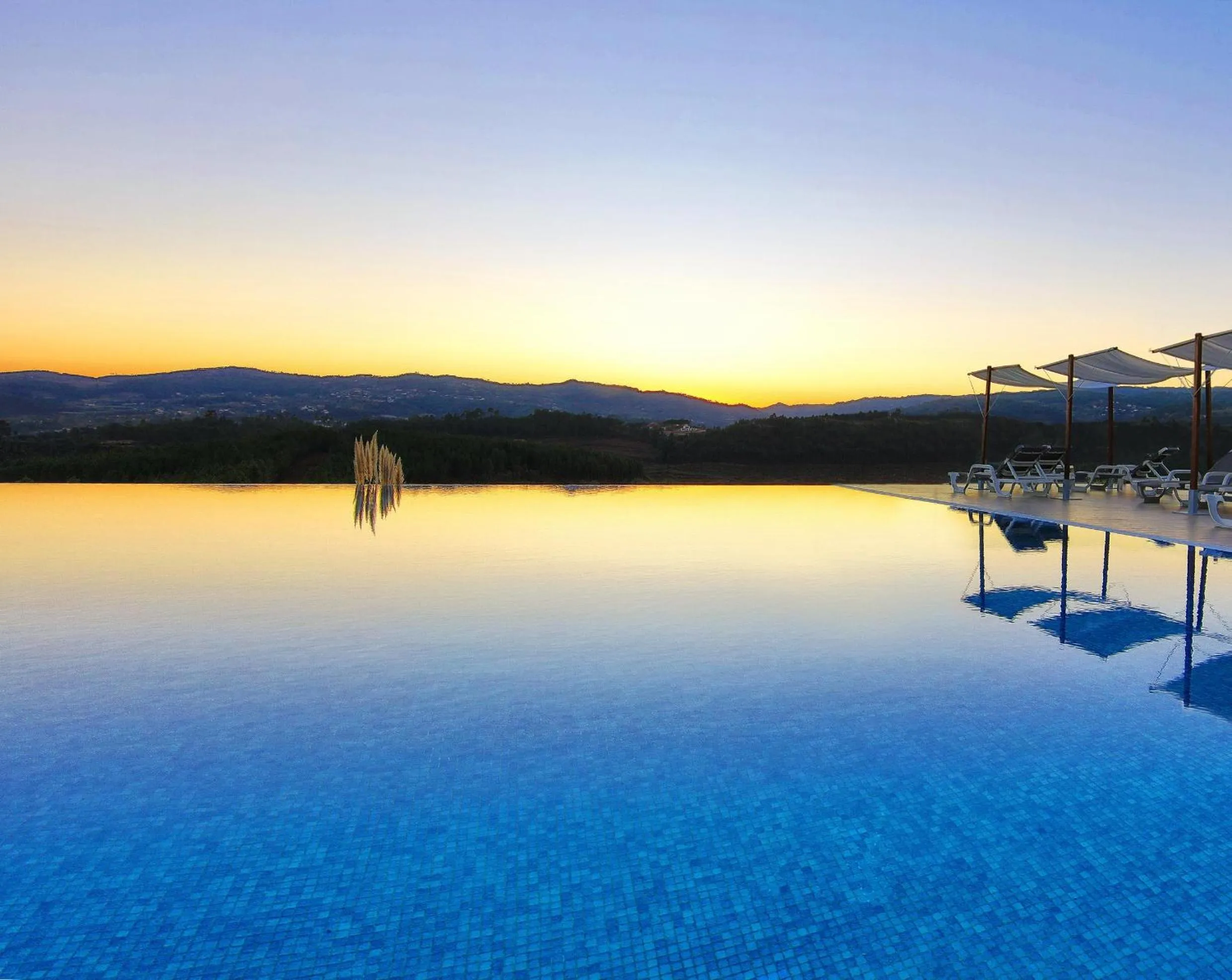 Swimming pool in Agua Hotels Mondim de Basto