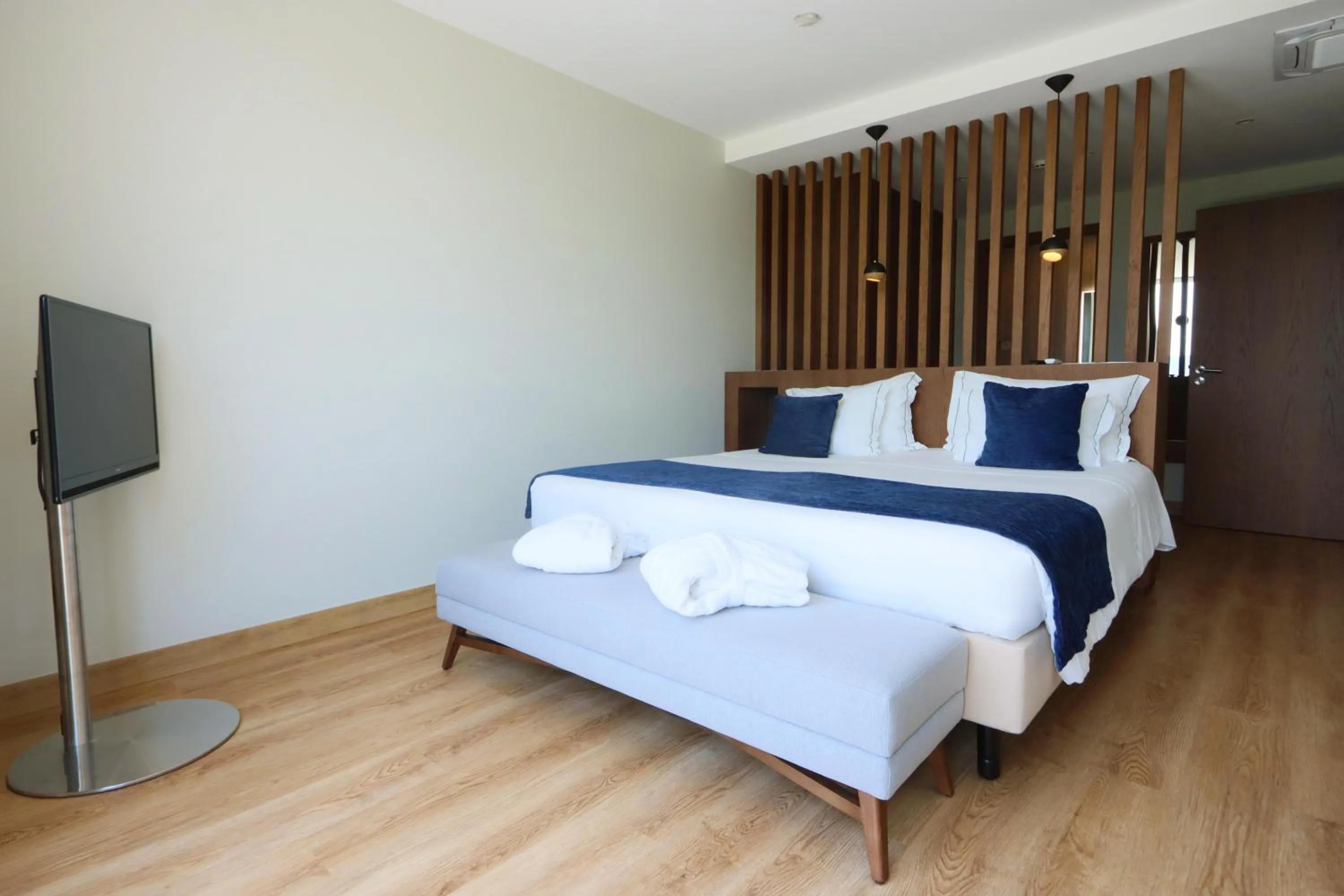 Photo of the whole room, Bed in Agua Hotels Mondim de Basto