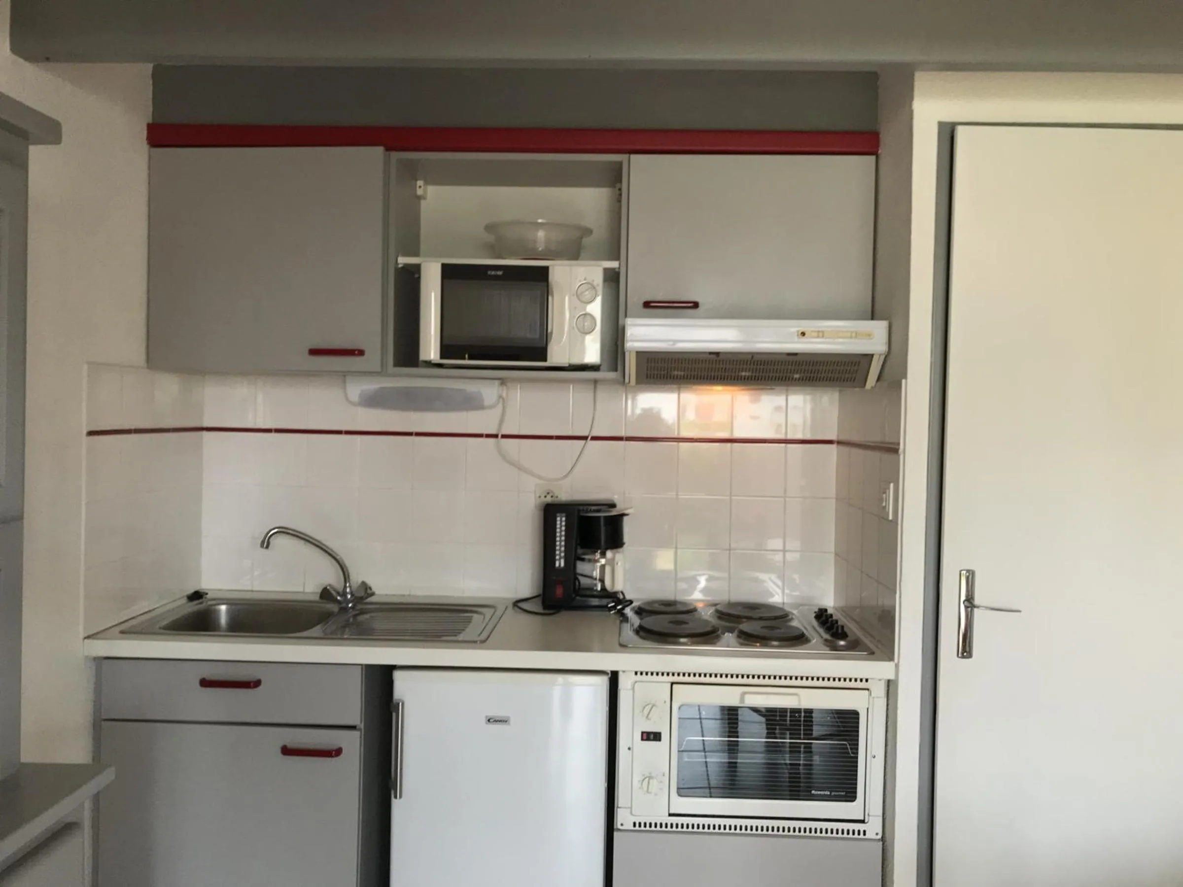 Maison de vacances près plage et commerces avec jardinet, parking privé et équipements complets - FR-1-22-165