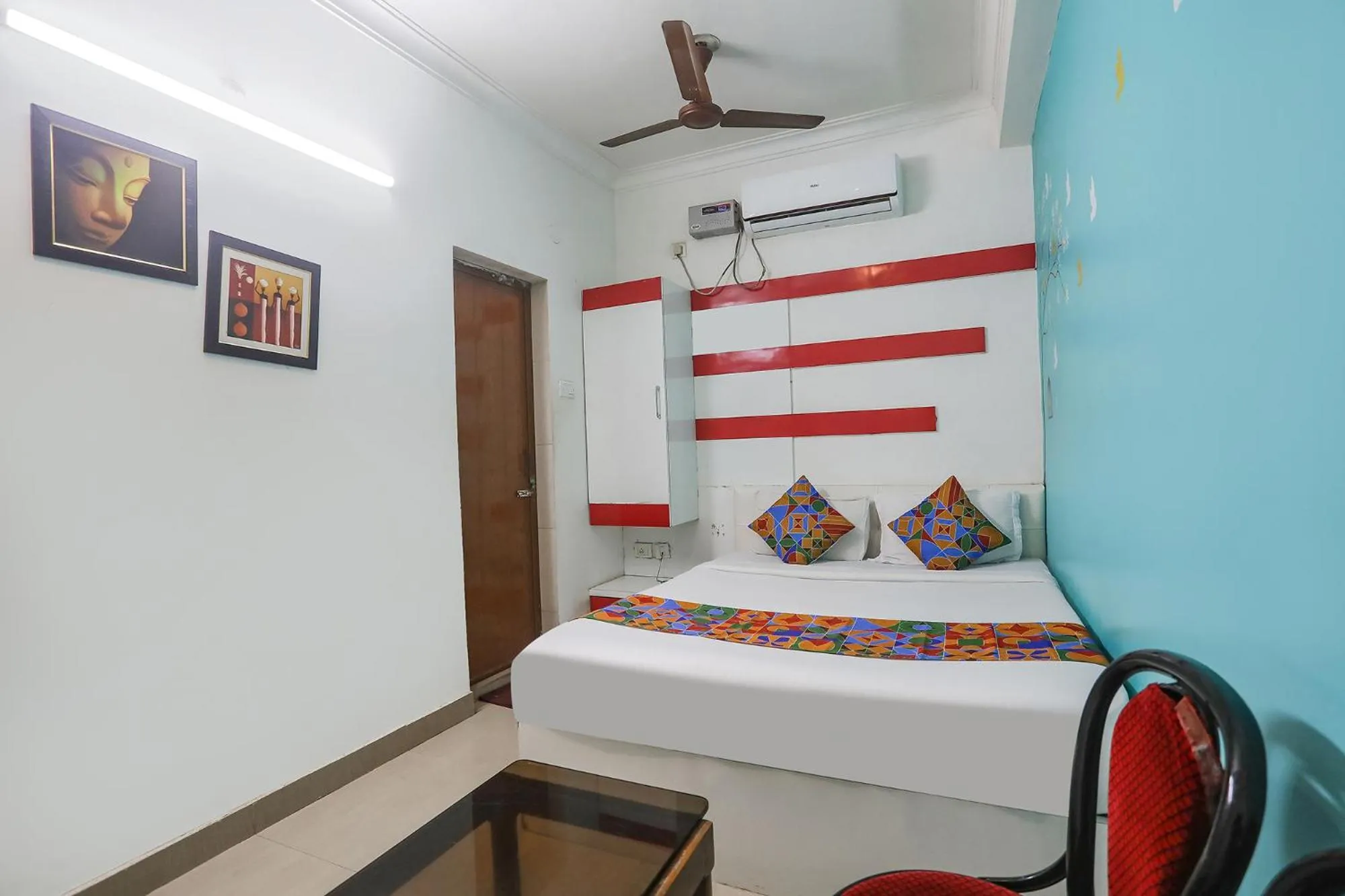 Bed in FabHotel Greenstar Inn - Bhubaneswar Airport