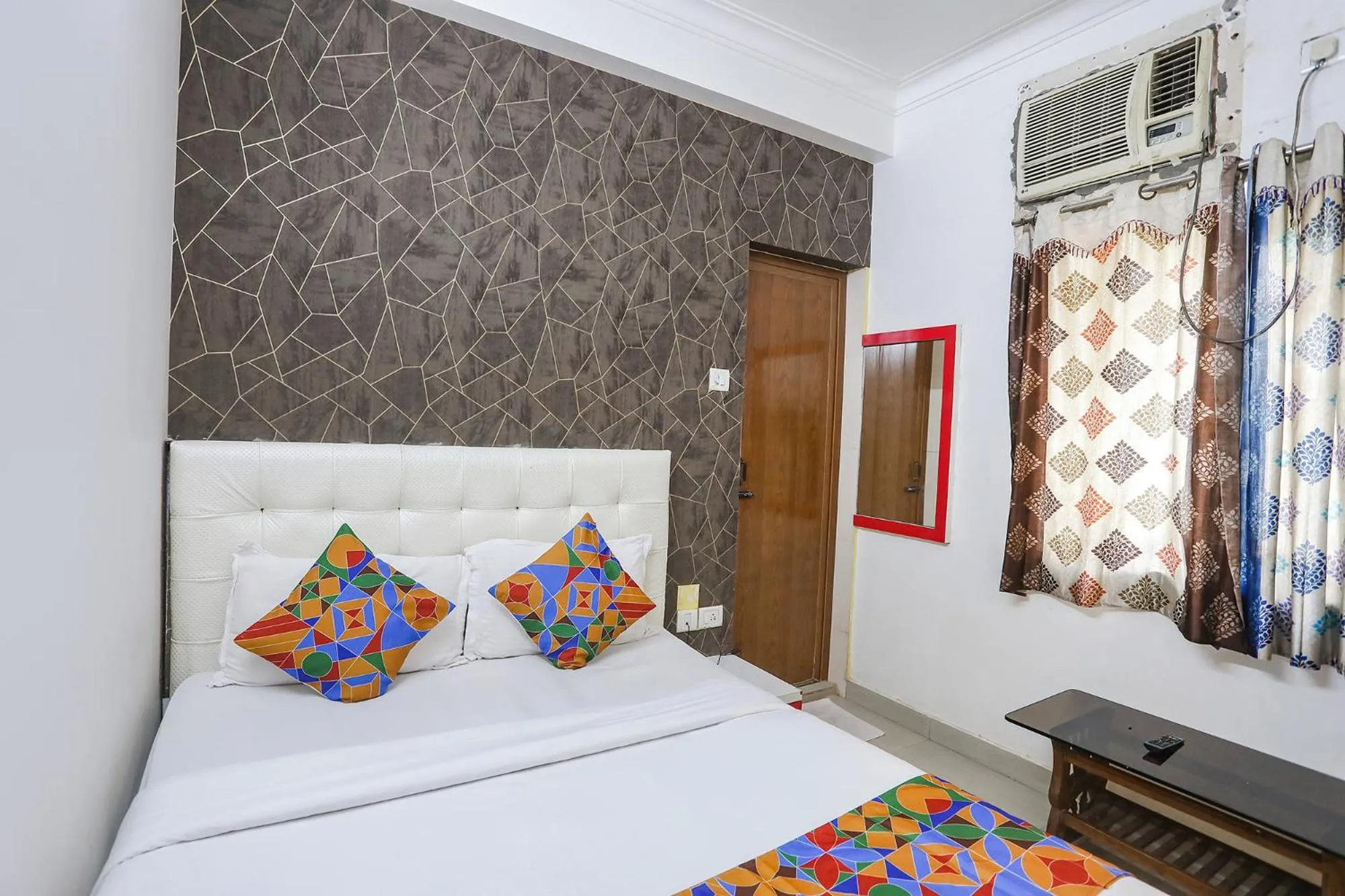 Bed in FabHotel Greenstar Inn - Bhubaneswar Airport
